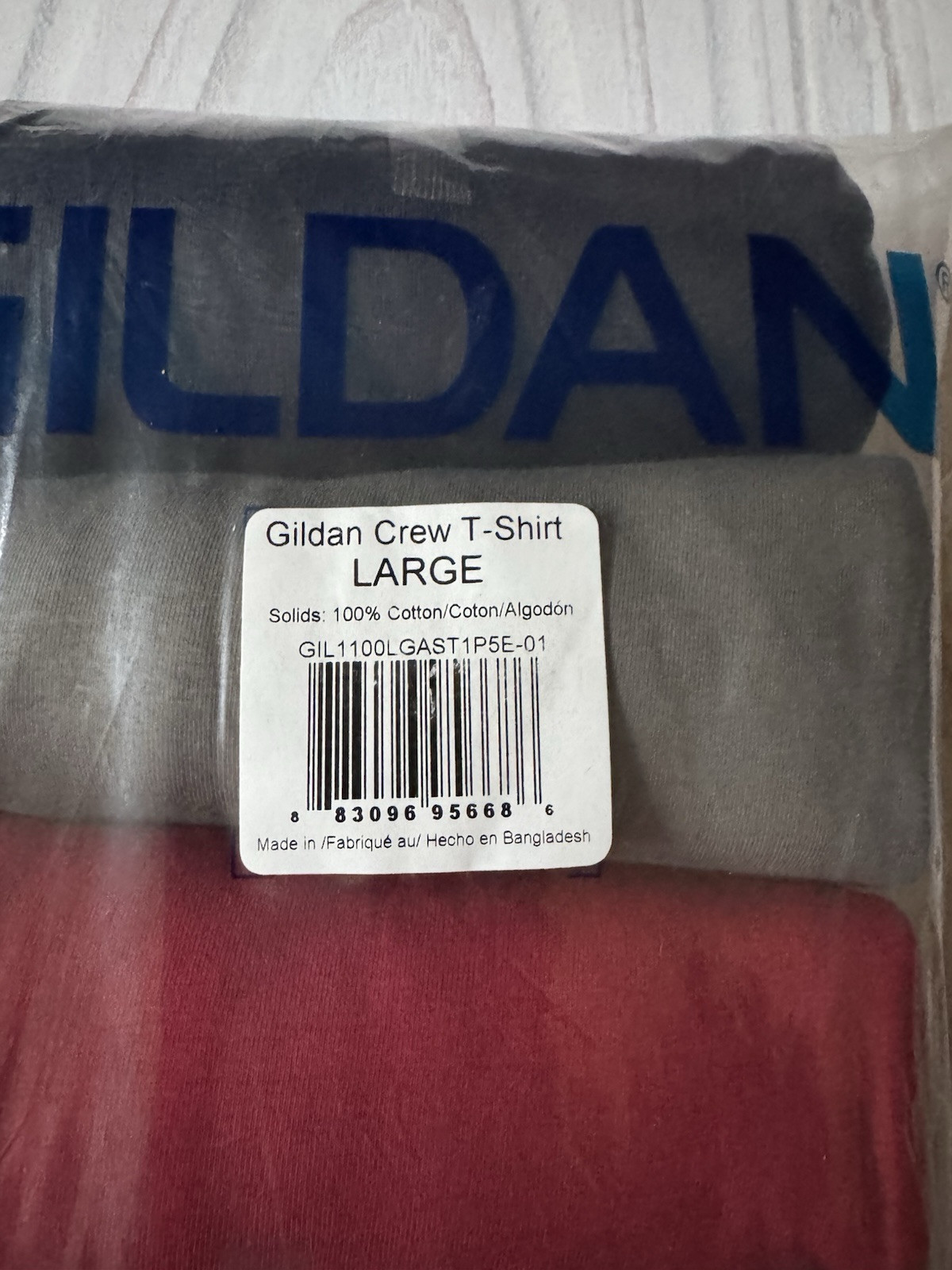New Gildan Crew T-shirt Size Large Short Sleeve 100% Cotton Blue Gray Red