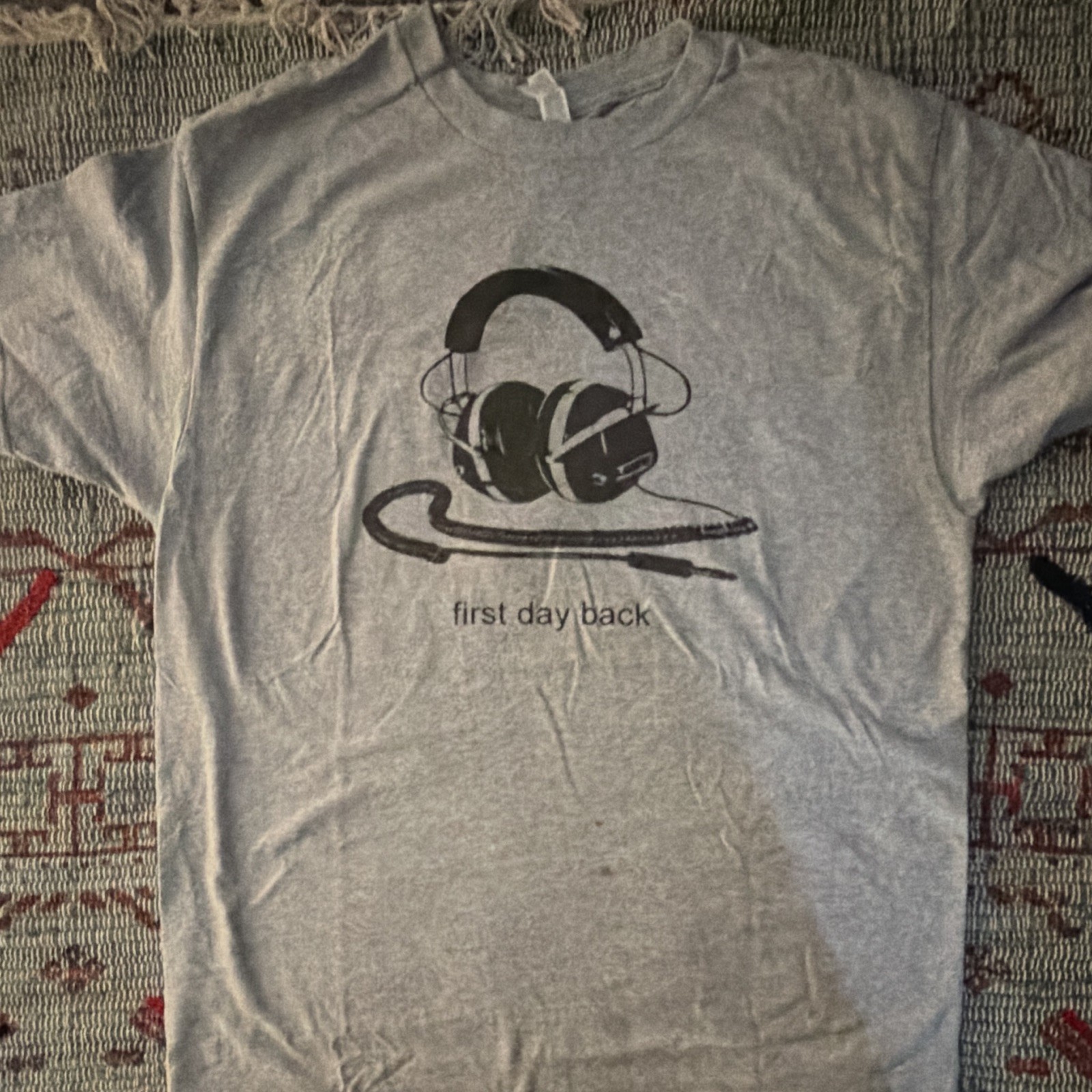 First Day Back emo band headphones tee Size M