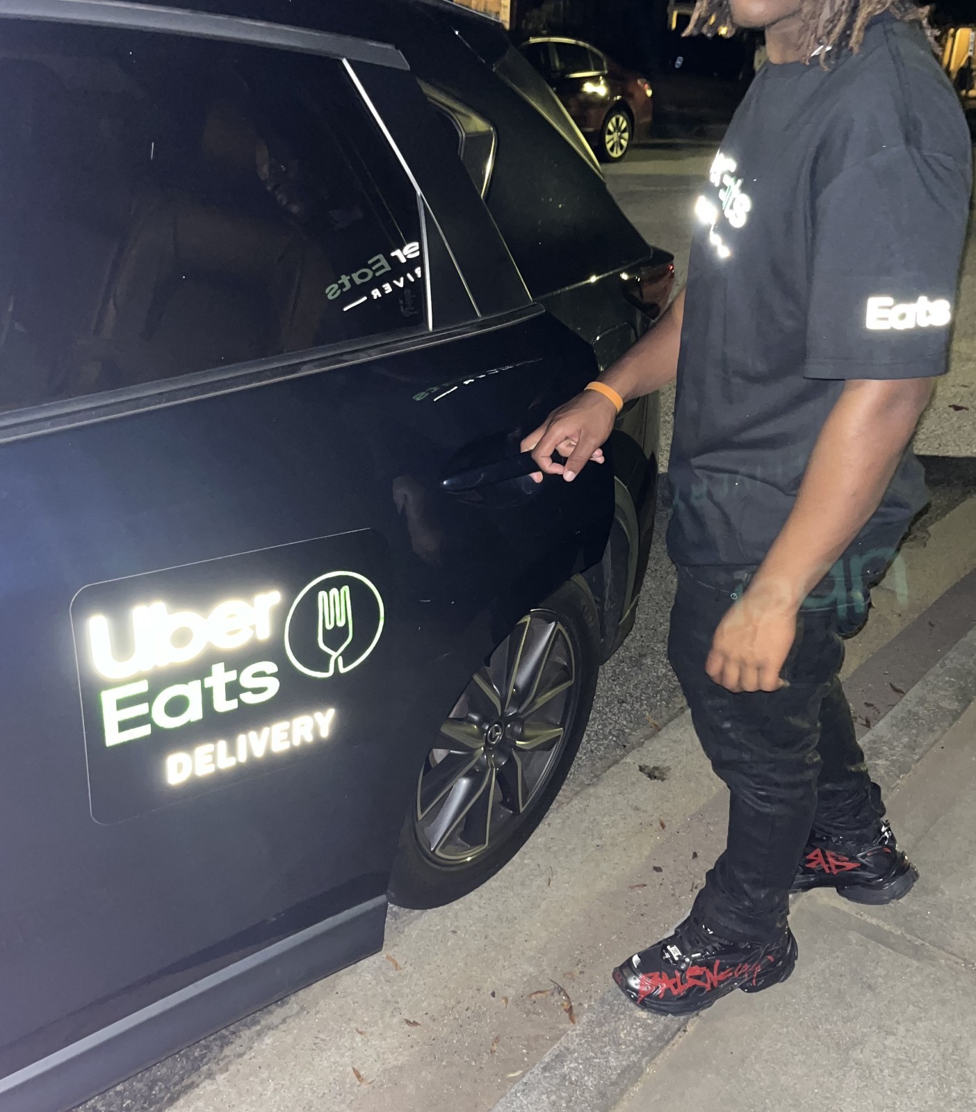 Reflective Tshirt UberEats Delivery Driver Black