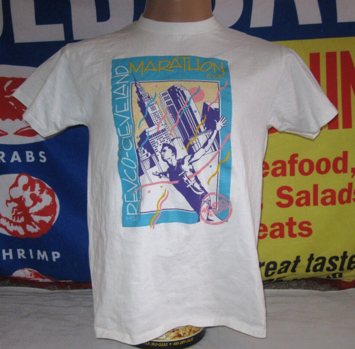 CLEVELAND MARATHON 1989 vintage T Shirt Men’s Large The Land OFFICIAL RUNNING