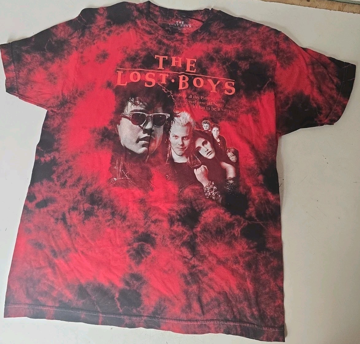 The Lost Boys Mens T-shirt – Movie Poster Cast Tie Dye Adult Sz Large