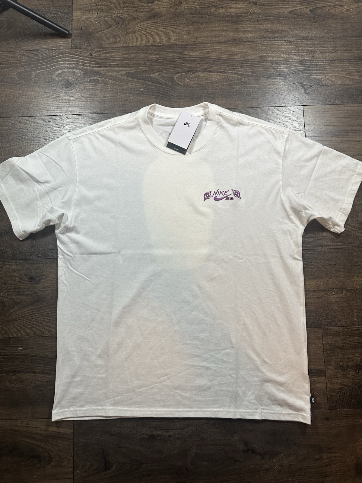 Nike Men’s White Sb Max90 Skate T-Shirt Size Large HV2201-100 New with Tags