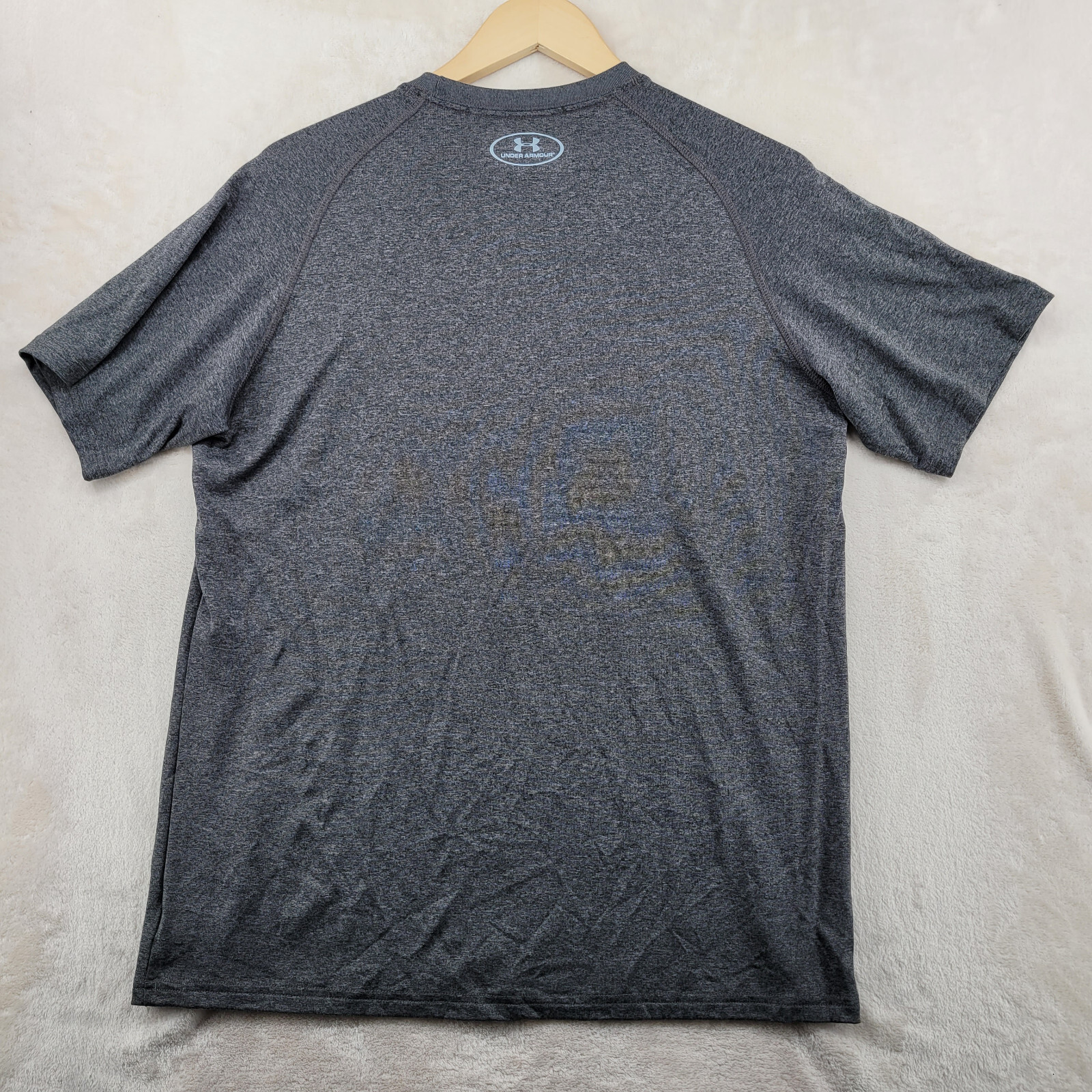 Under Armour Heatgear Loose Fit Men Size M FIU Panthers Crew-Neck T-Shirt