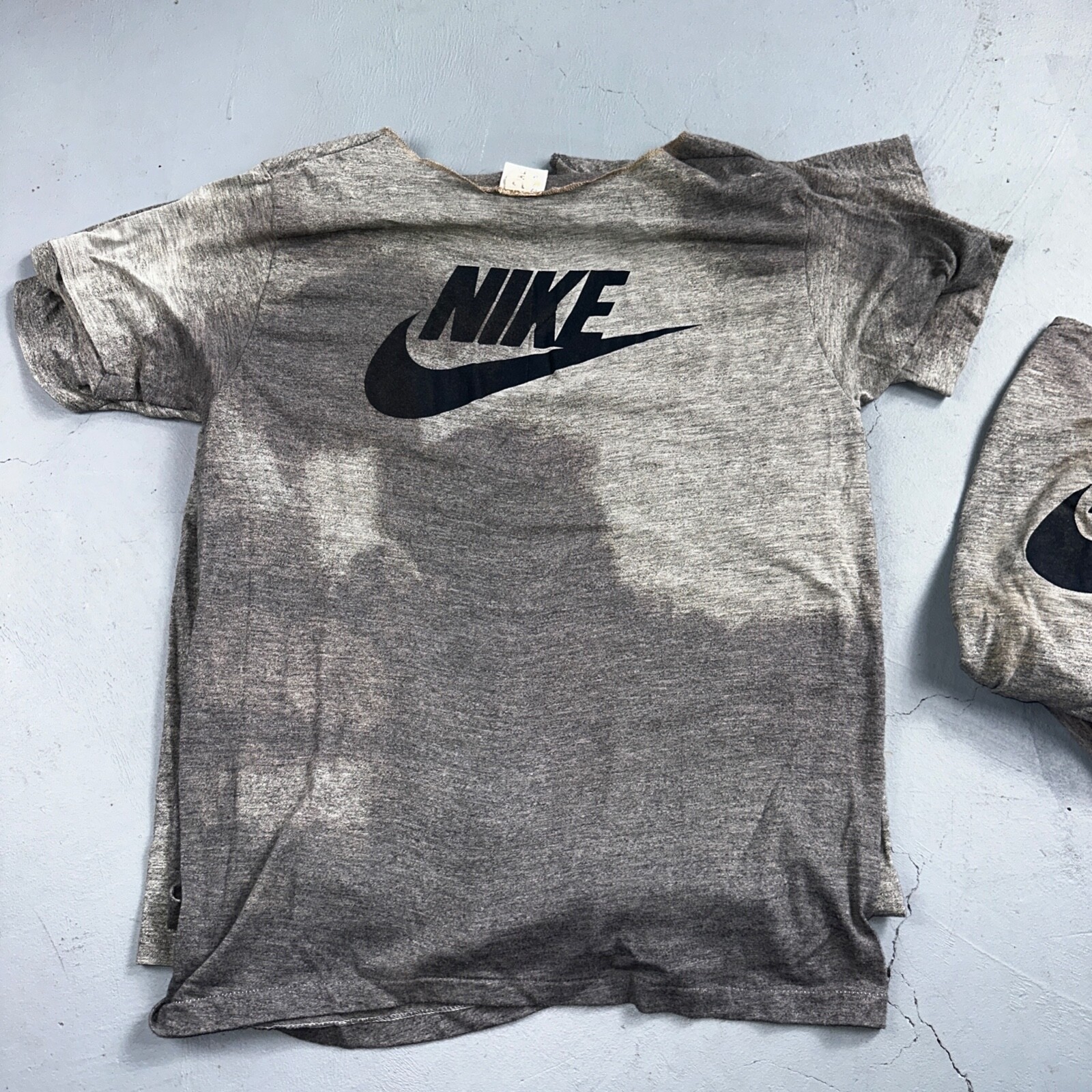 Nike 70s Lot of 8 VTG T Shirt Orange Tag Gray Swoosh Soft Chopped Front Team
