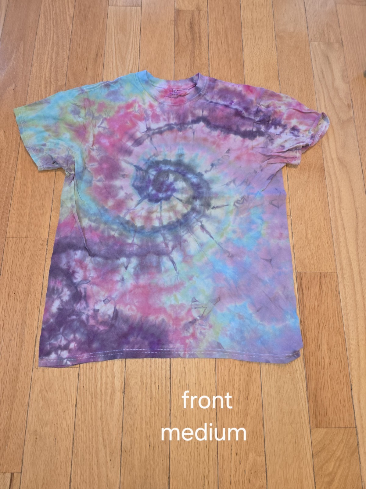 Hand-made Abstract Spiral Medium Tie Dye