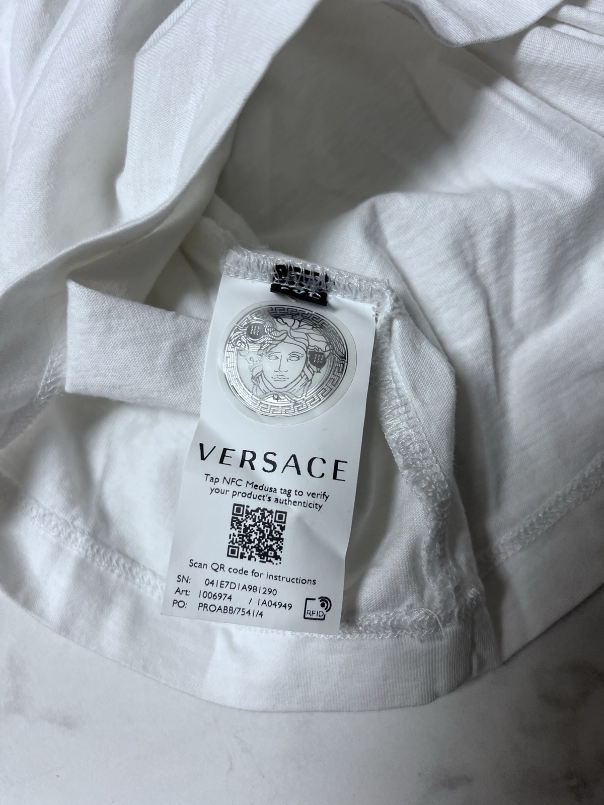 Versace Mitchell Fit White Blue Logo Graphic T-Shirt Men’s XL Made InItalyCotton