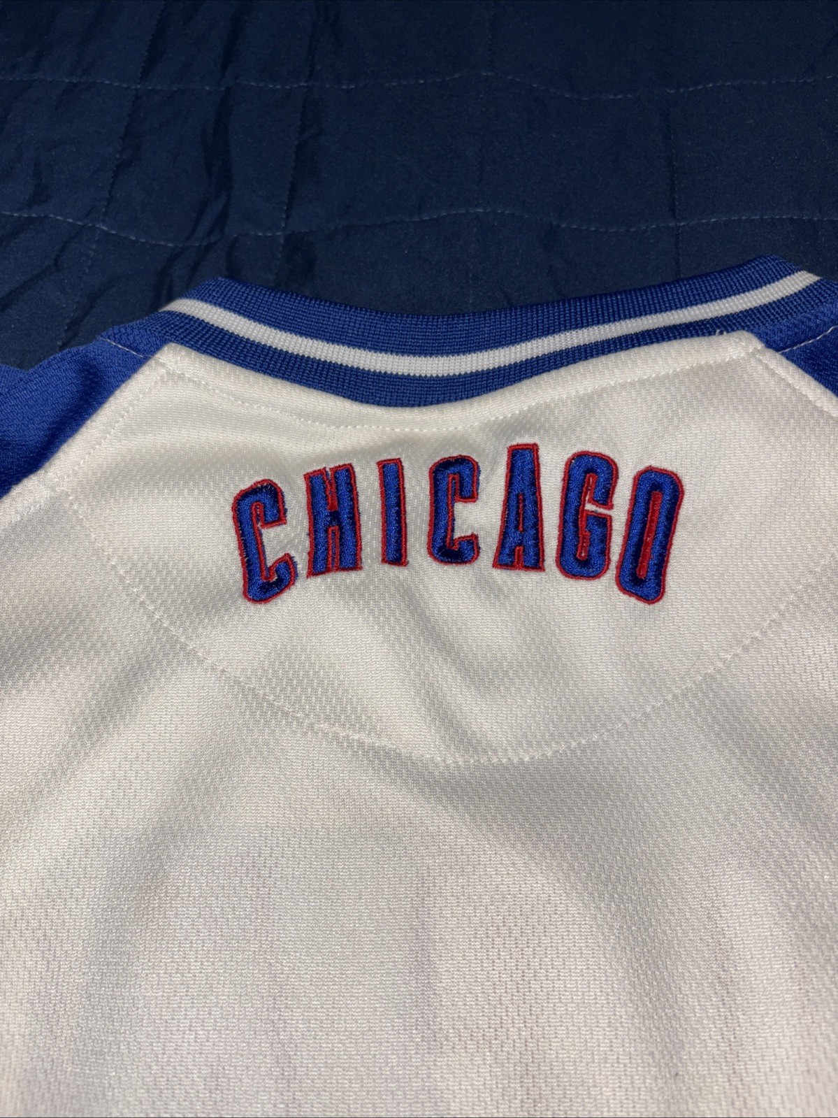 White Blue Chicago Cubs Stitches Baseball Shirt Jersey Men’s Medium Good Cond.