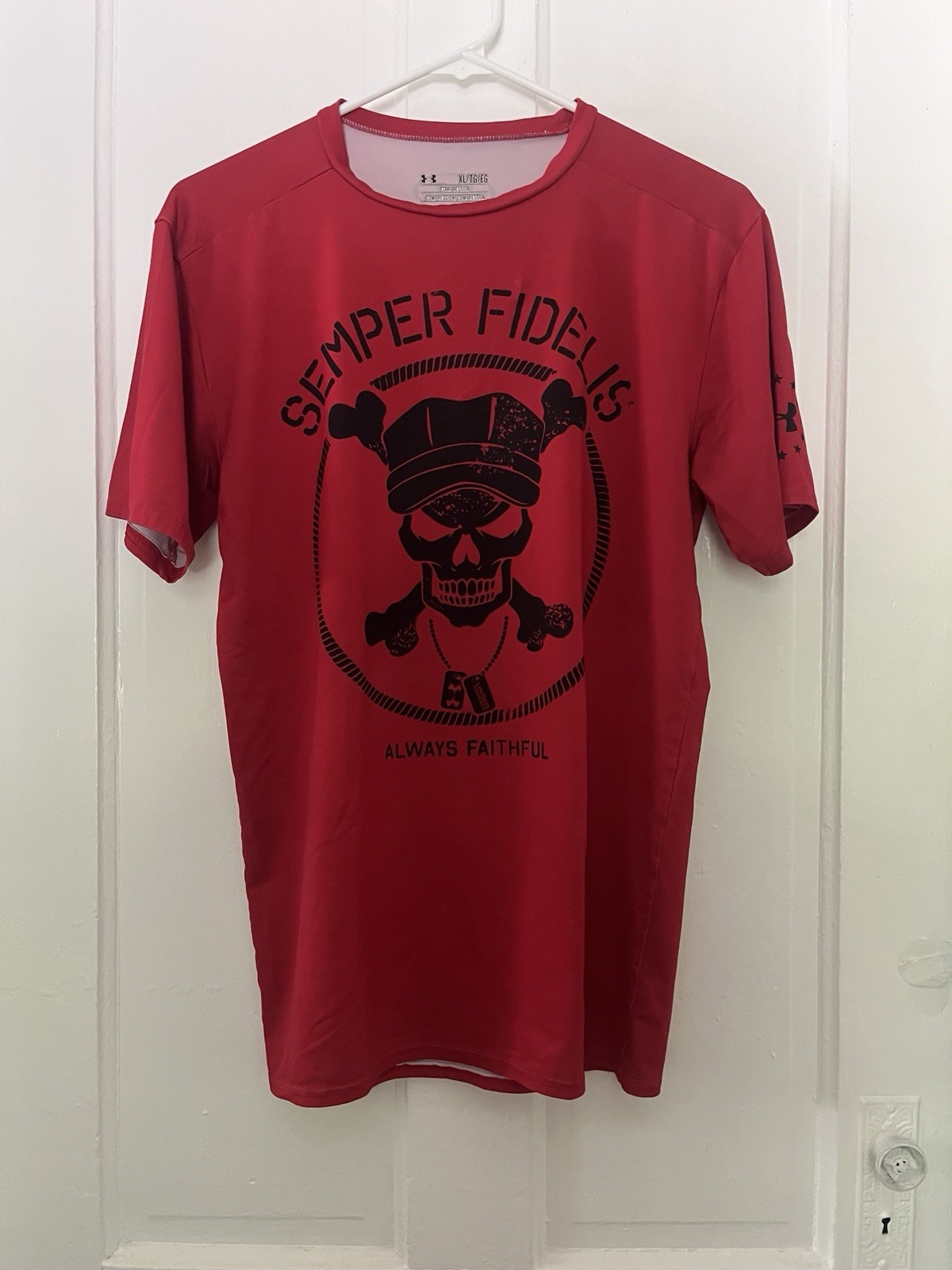 Under Armour US Marine red tshirt size XL Red And Black