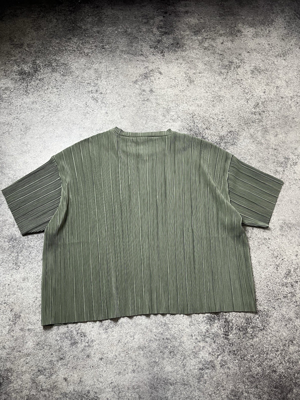 🔥ISSEY MIYAKE PLEATS PLEASE STYLE 00’S VINTAGE CROPPED UNBRANDED T SHIRT JAPAN