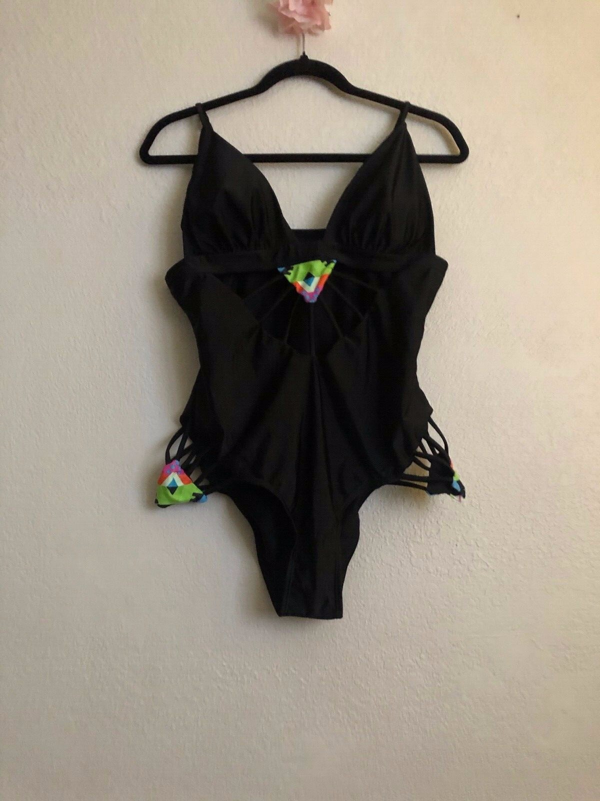 Poo Chai Black/Multi Color One Piece Swimsuit Size M