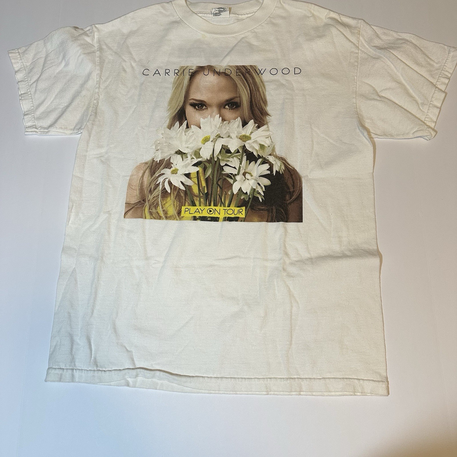 Carrie Underwood Play On Tour 2010 Concert T-Shirt Size M Double Sided White