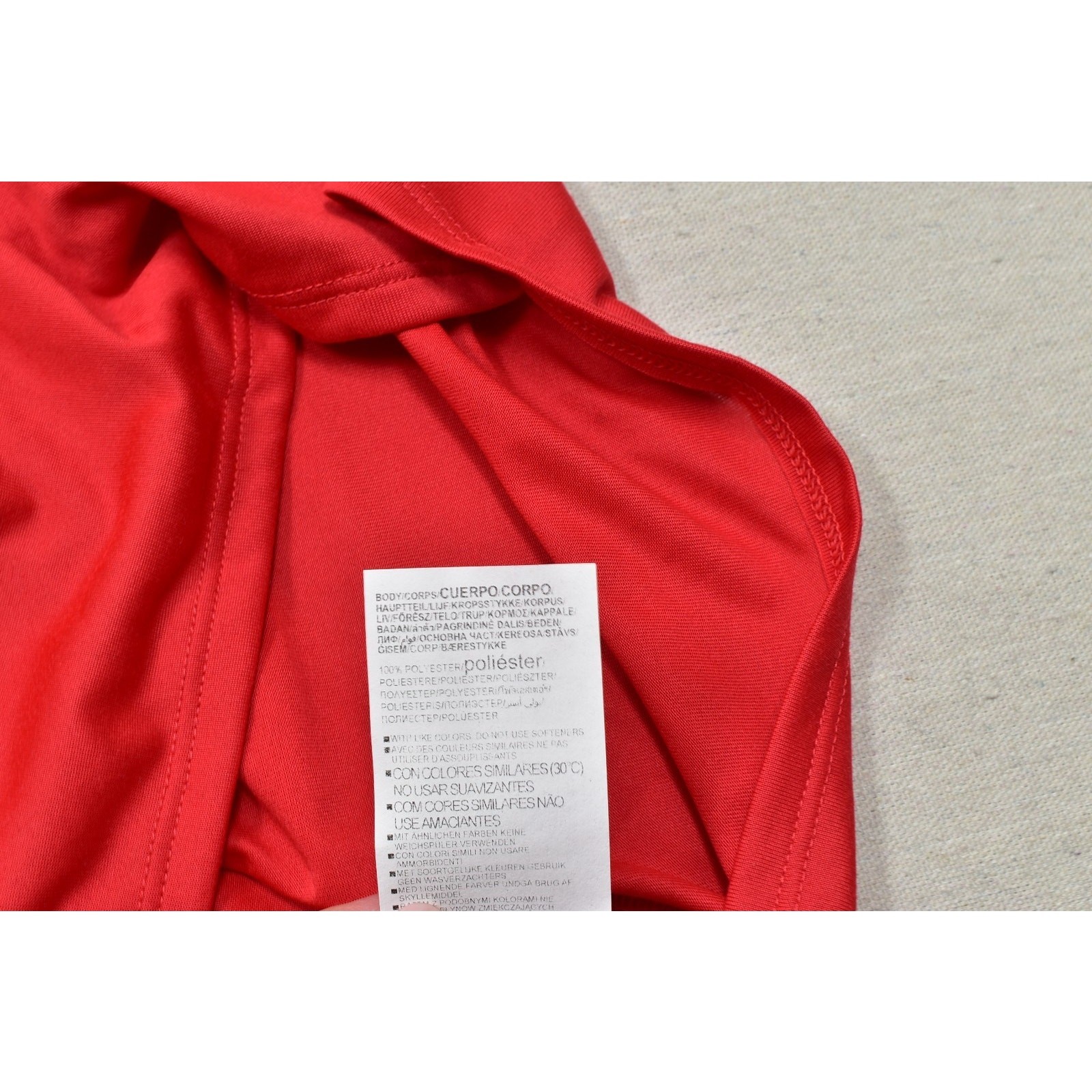 Under Armour UA Tech Tee Men’s Crew Neck Short Sleeve Athletic Fit Size XL NEW