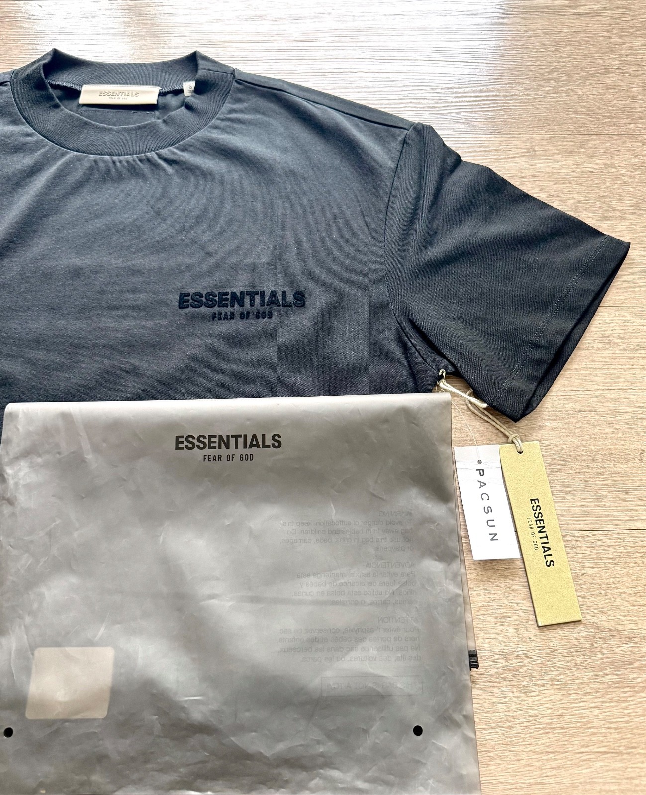 Essentials Fear of God S22 3 Colors Shirts (Black/ Light/ Dark Grey) All Size