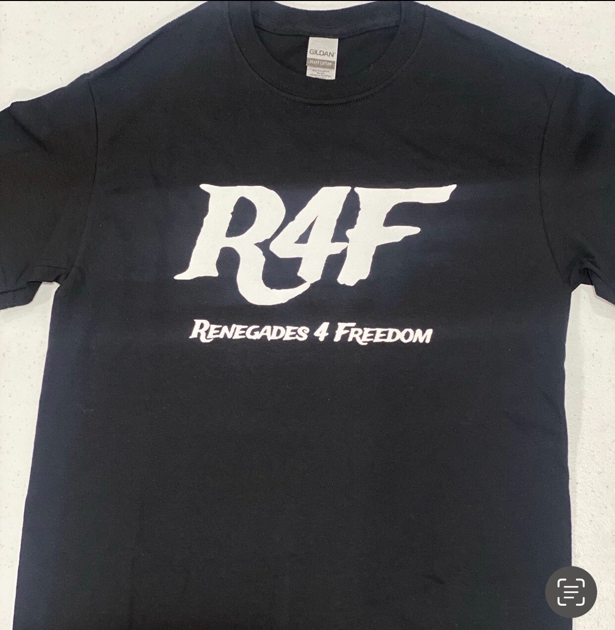 Renegades 4 Freedom – Mandate Freedom- Blk Tshirt Vinyl Design – XL Unisex