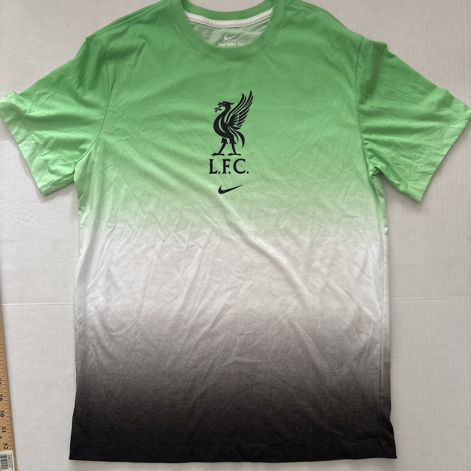Nike T Shirt Adult Size Medium Tri Color Short Sleeve L.F.C. Liverpool Football