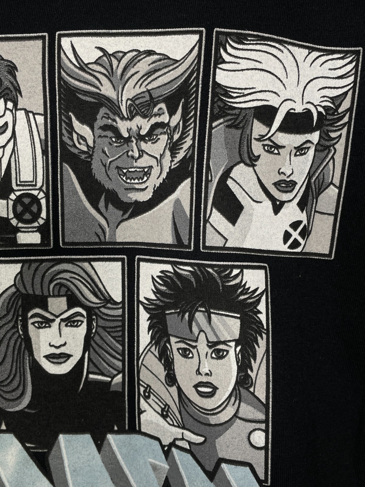 X-Men Cartoon 90’s Style Black T-Shirt Wolverine Storm Cyclops Beast Men’s XL