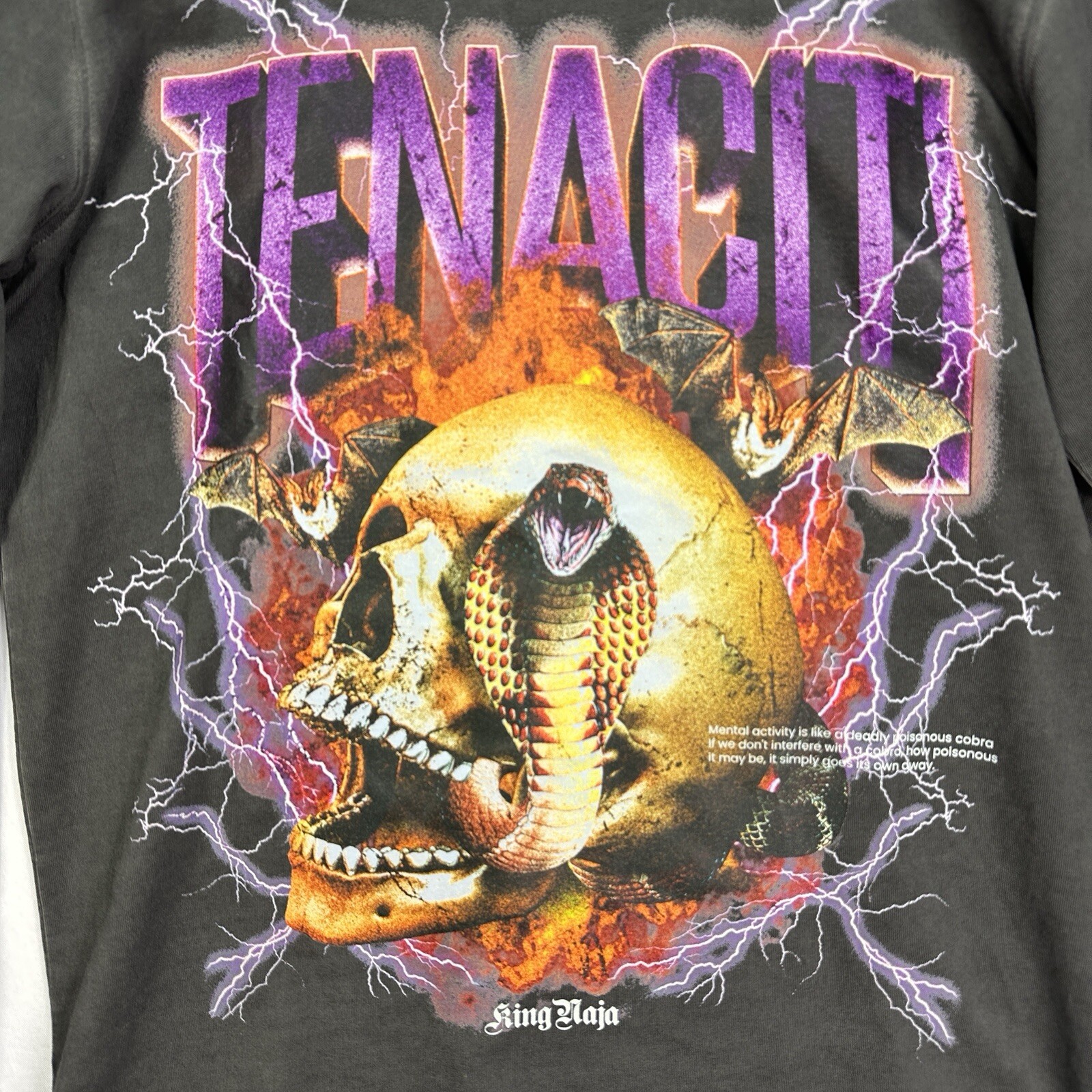 Tenaciti Crewneck T-Shirt Mens Medium Black Long Sleeve Cobra Skull Streetwear
