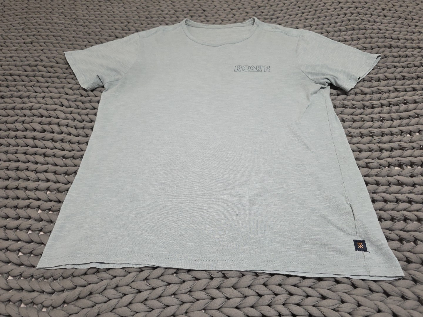 ROARK Light Heather Blue “Peace Mountain Hiker” Organic Cotton Tshirt Sz XL
