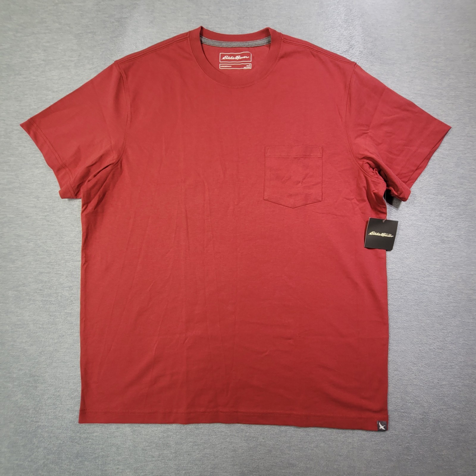 Eddie Bauer T Shirt Mens Large Red Legend Wash Crew Neck Pocket Casual NWT