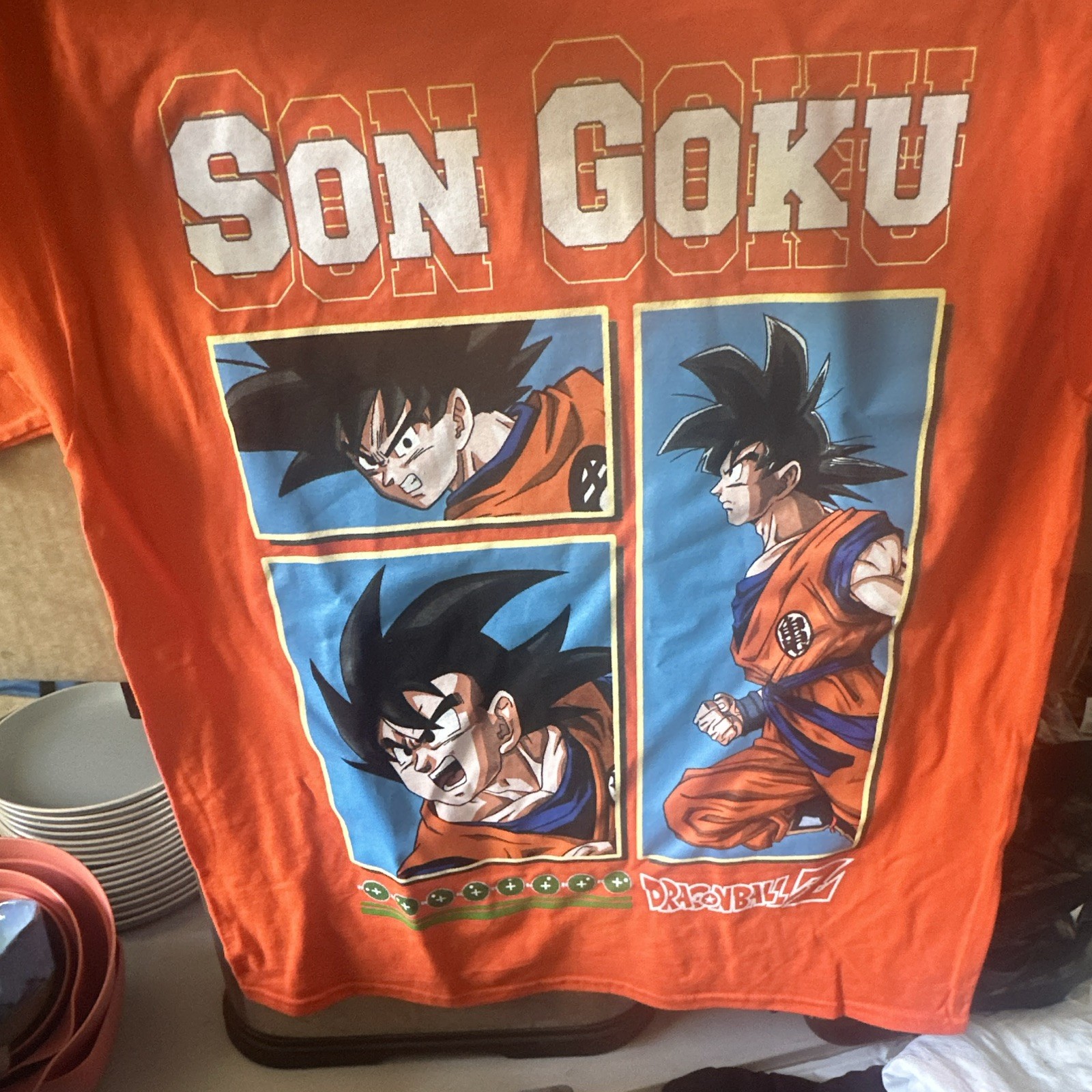 Dragon Ball Z Son Goku Graphic Tee Men’s L Orange Crew Neck Cotton Short Sleeve