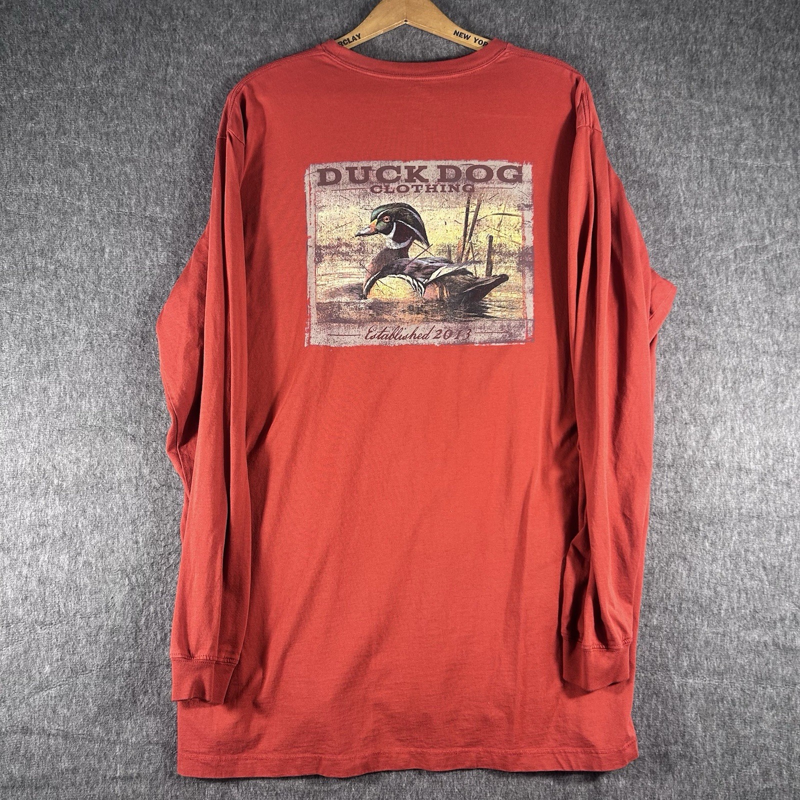 Duck Dog Clothing T-Shirt Mens Size XL Hunting Duck Long Sleeve Burnt Orange