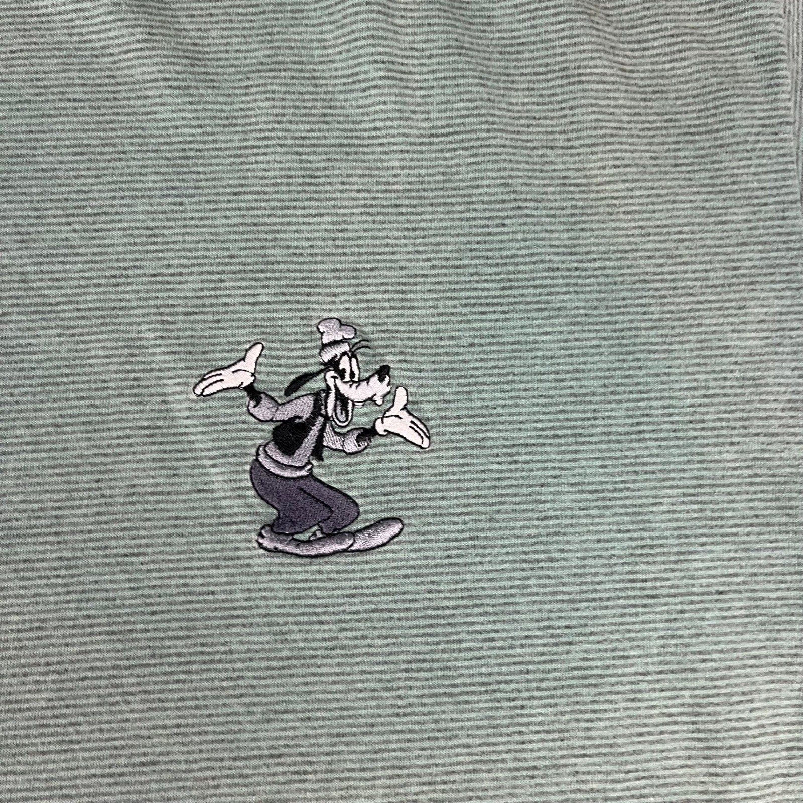 Mickey Unlimited T-Shirt Mens XL Green Striped Goofy Embroidered Vintage Disney