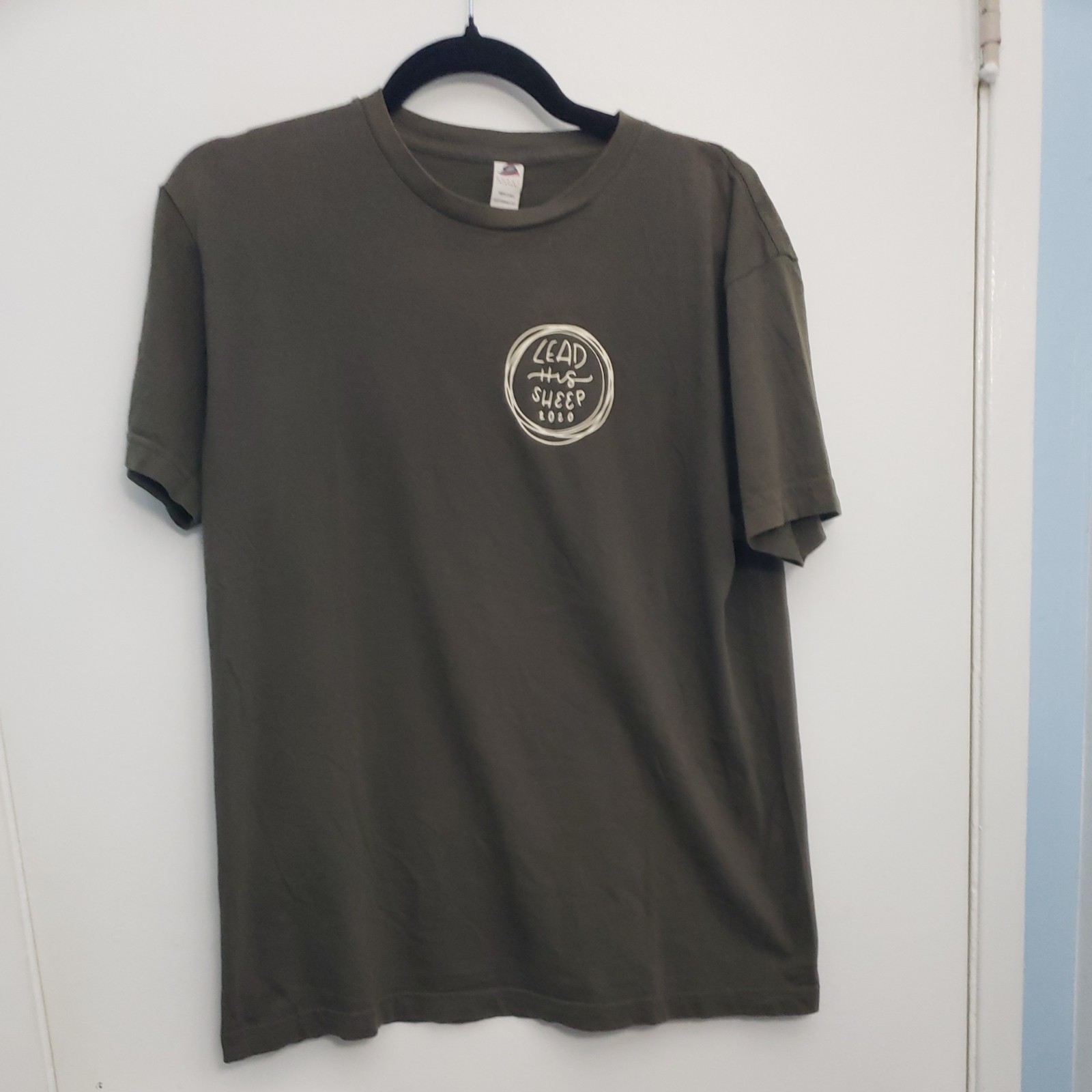 Smart Blanks Lead His Sheep T-Shirt Size M 100% Cotton Green