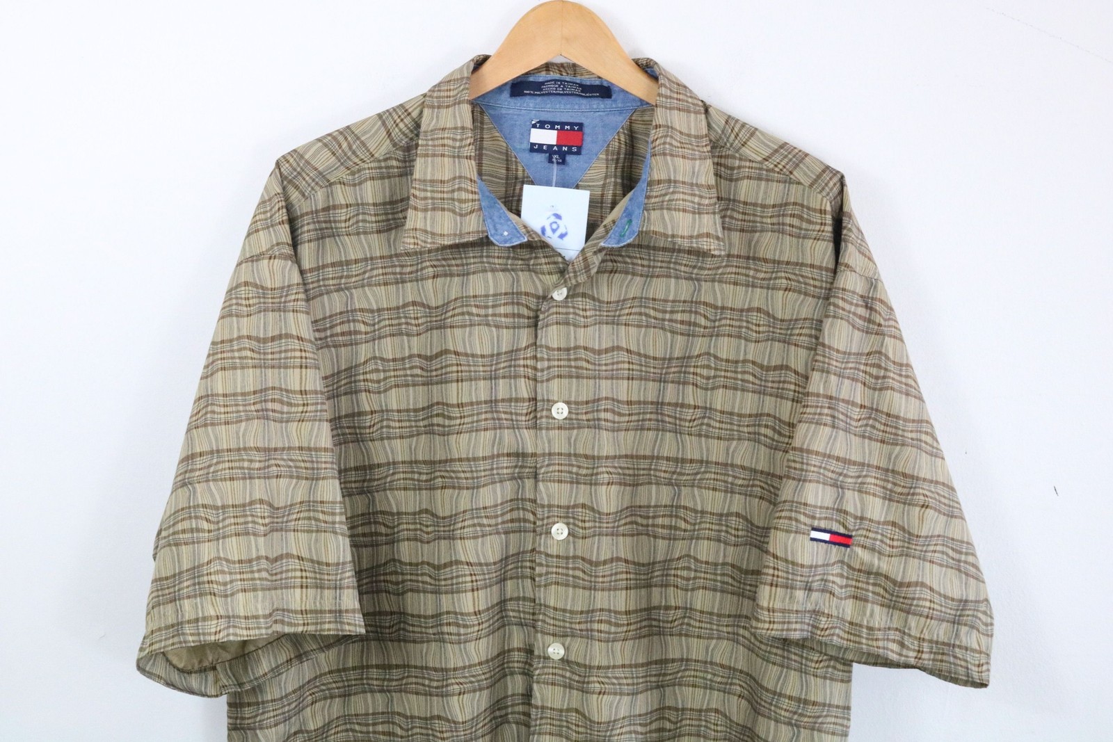 Tommy-Hilfiger-Jeans Plaid Shirt | Vintage 2000s Camp Collar Short Sleeve Button