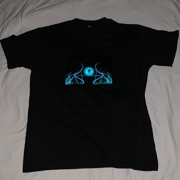 El Flashing Sound Activated LED T-Shirt Skull Black Short Sleeve Size Medium