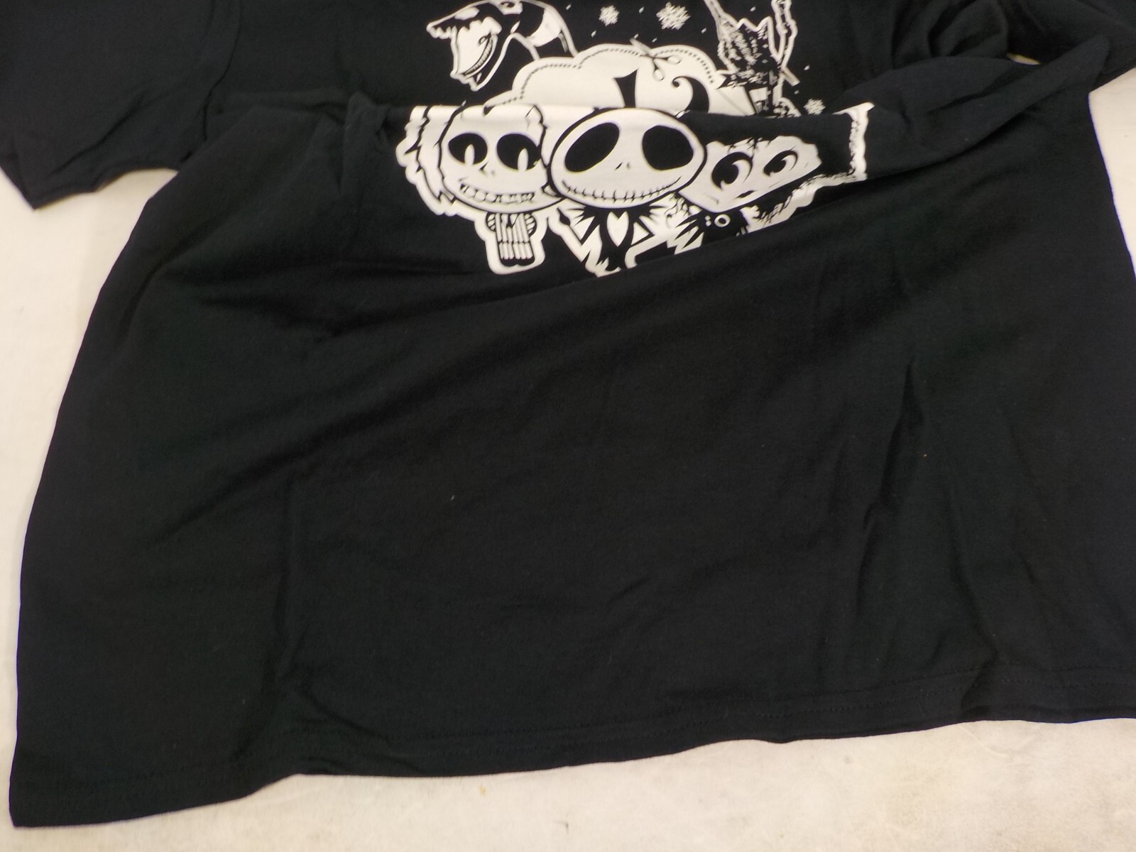 N A312 Disney Nightmare Before Christmas Reimaging Size M T-Shirt Lot Freddy