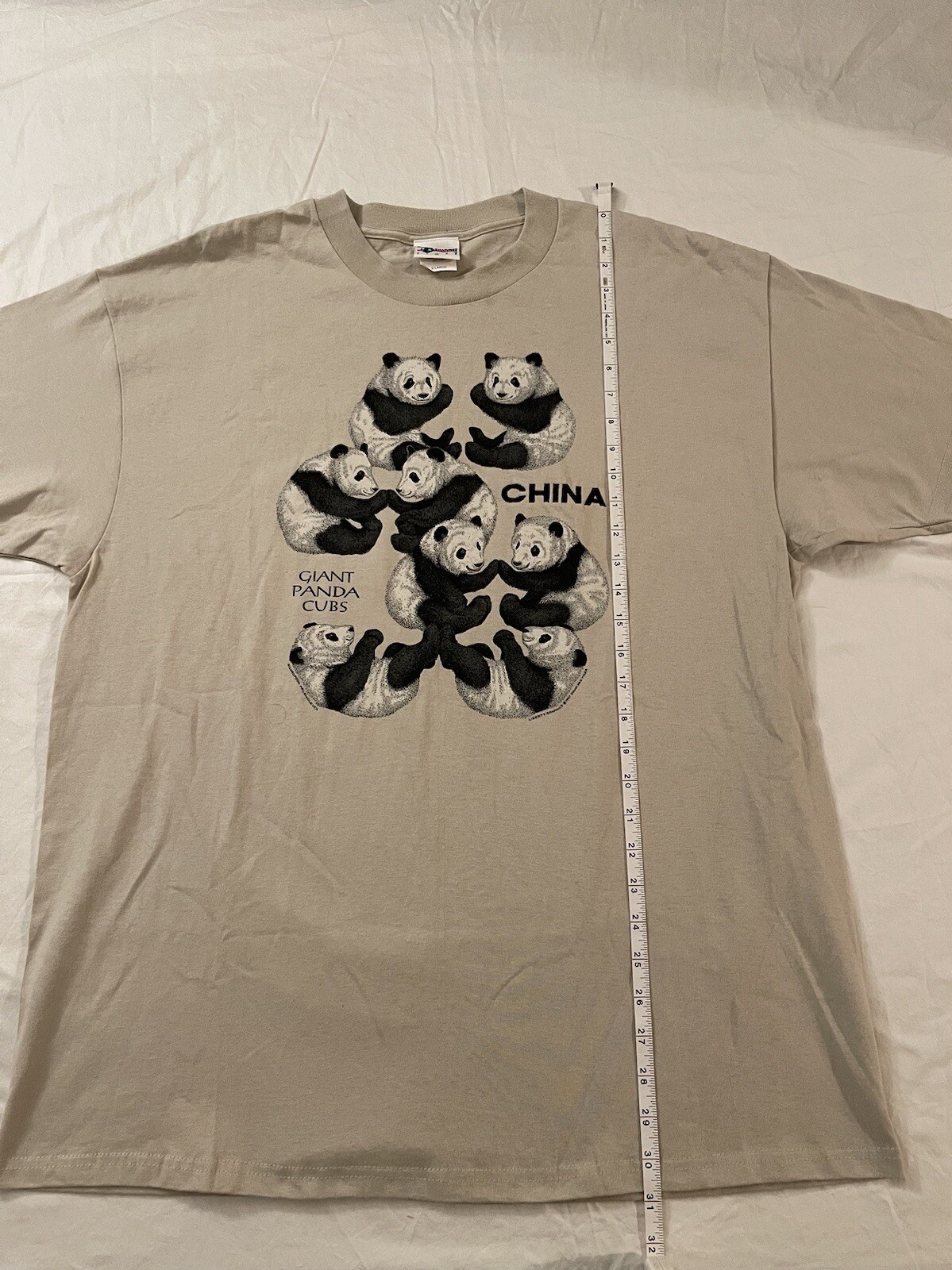 Vintage Discovery Channel Store Pandas China T Shirt Men’s Size XL Made In USA