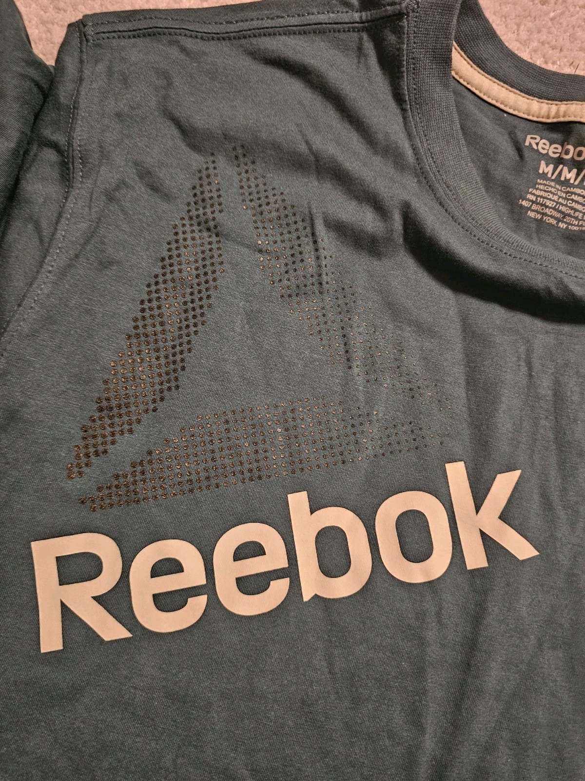 Reebok Men’s Short Sleeve Graphic T-Shirt Size M NWT Color Green (Balsam) July1