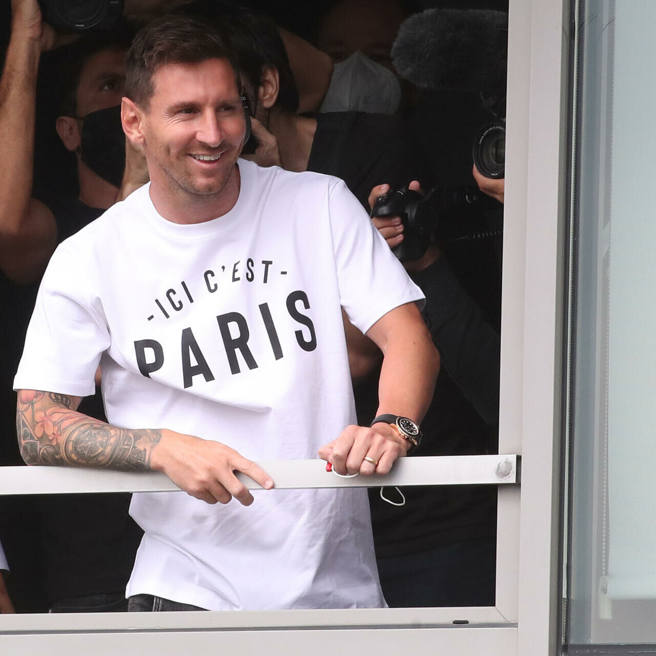 Messi Ici C’est Paris Lionel St Germain Psg Soccer Football French T-Shirt Shirt
