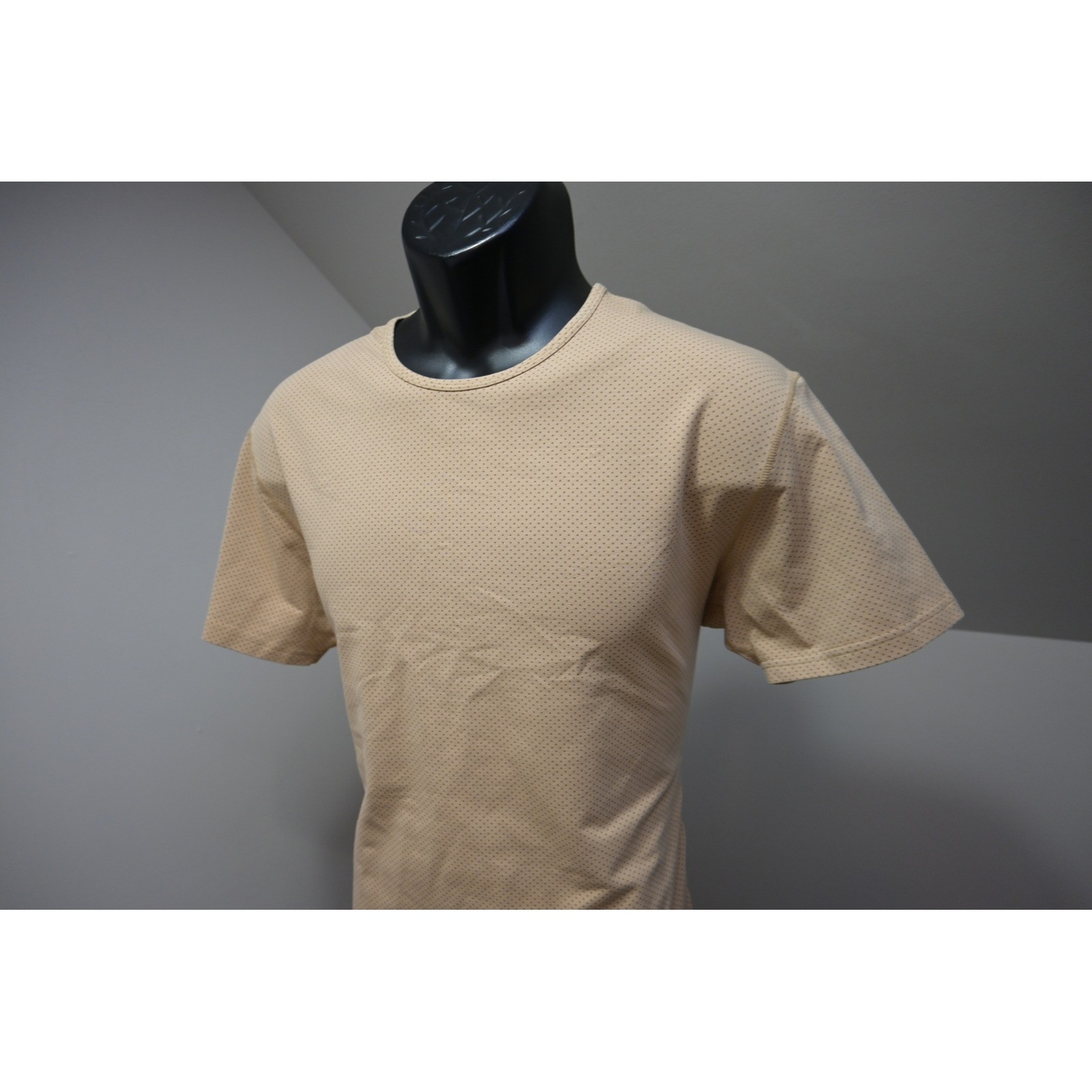 BYLT Drop Cut Lux T-Shirt Mens Medium Tan Perforated Short Sleeve Excellent