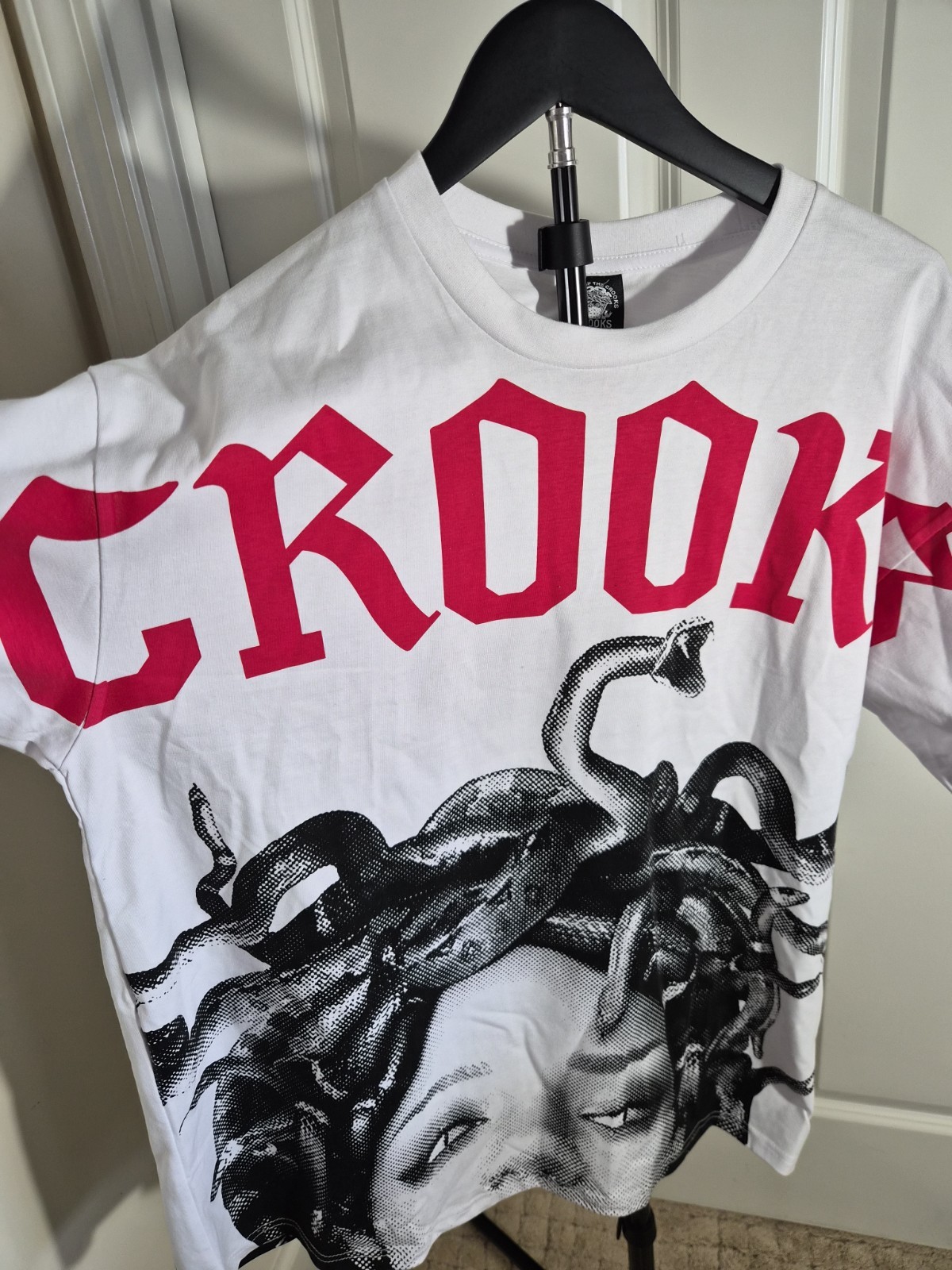Crooks & Castles Medusa Head Graphic T-Shirt Men’s M Long White Black Red