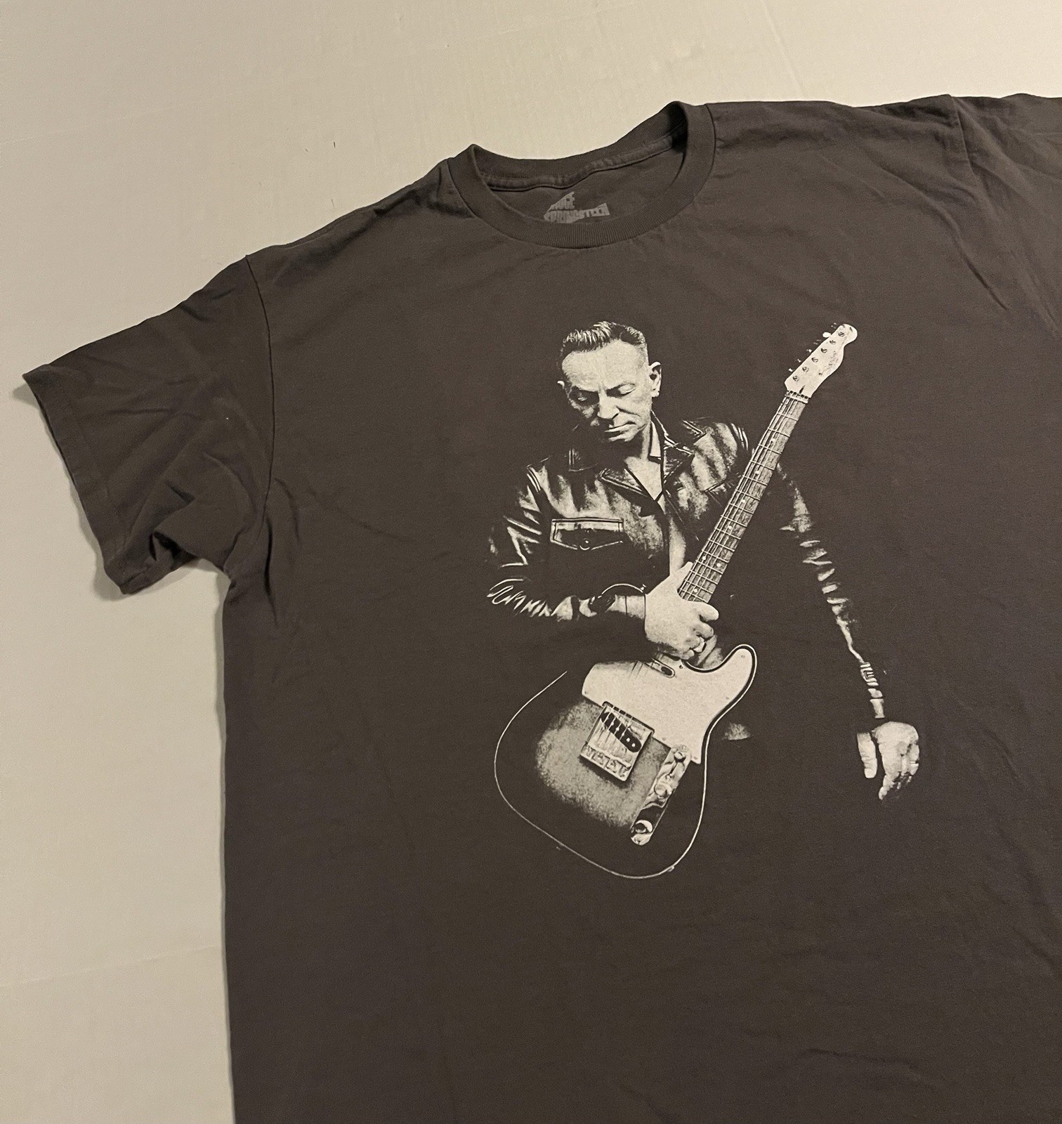 Bruce Springsteen 2024 Concert Tour E Street Band T-Shirt LARGE Music Rock Album