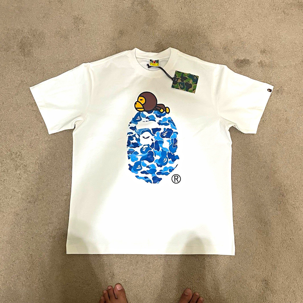 A Bathing Ape Baby Milo Ape Head Camo Graphic Tee White L Cotton Crew Neck
