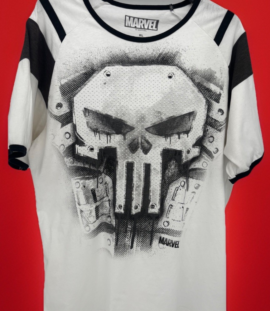 Marvel Punisher Men’s XL White Black Graphic Crew Neck T-Shirt Summer