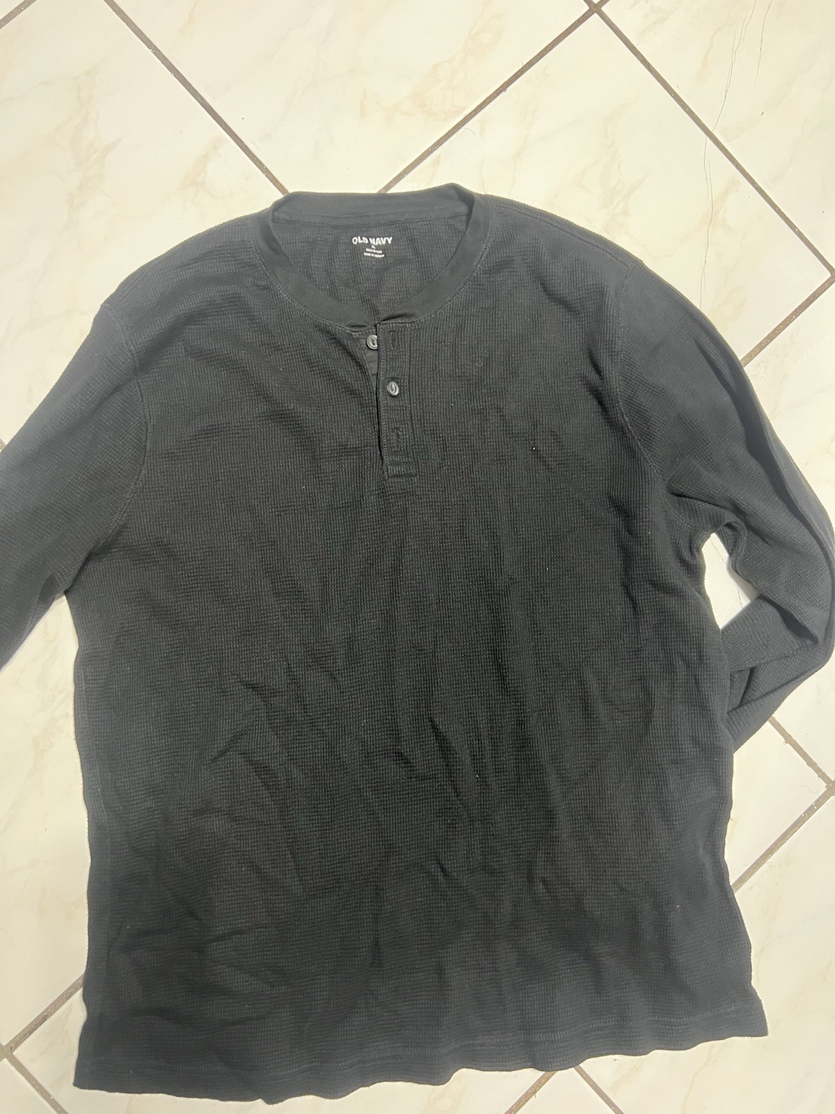 Old Navy Black Waffle Knit Thermal Henley Shirt – Men’s Size XL