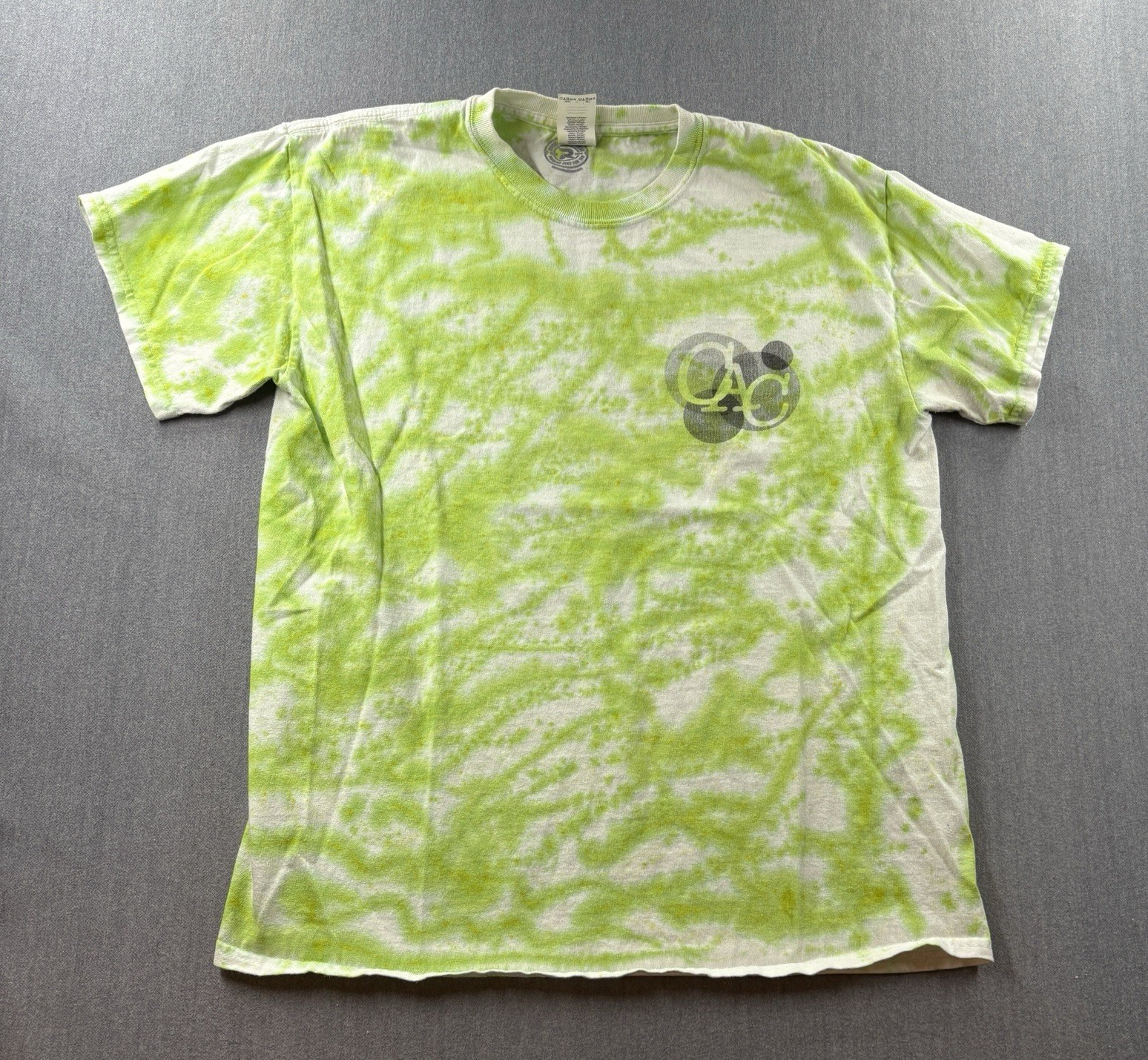 Gildan Heavy Cotton Men’s Size M Green/White Tie-Dye Graphic Crew Neck Tee