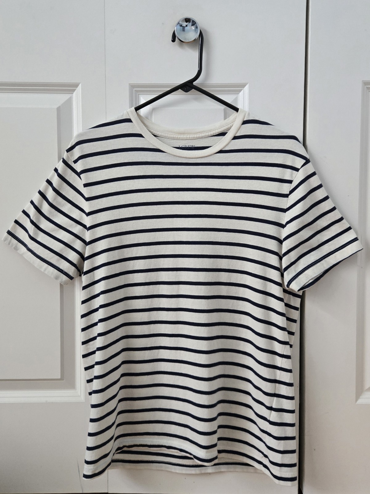J. CREW Men’s Slim Washed Short Sleeve Navy Stripe, Medium