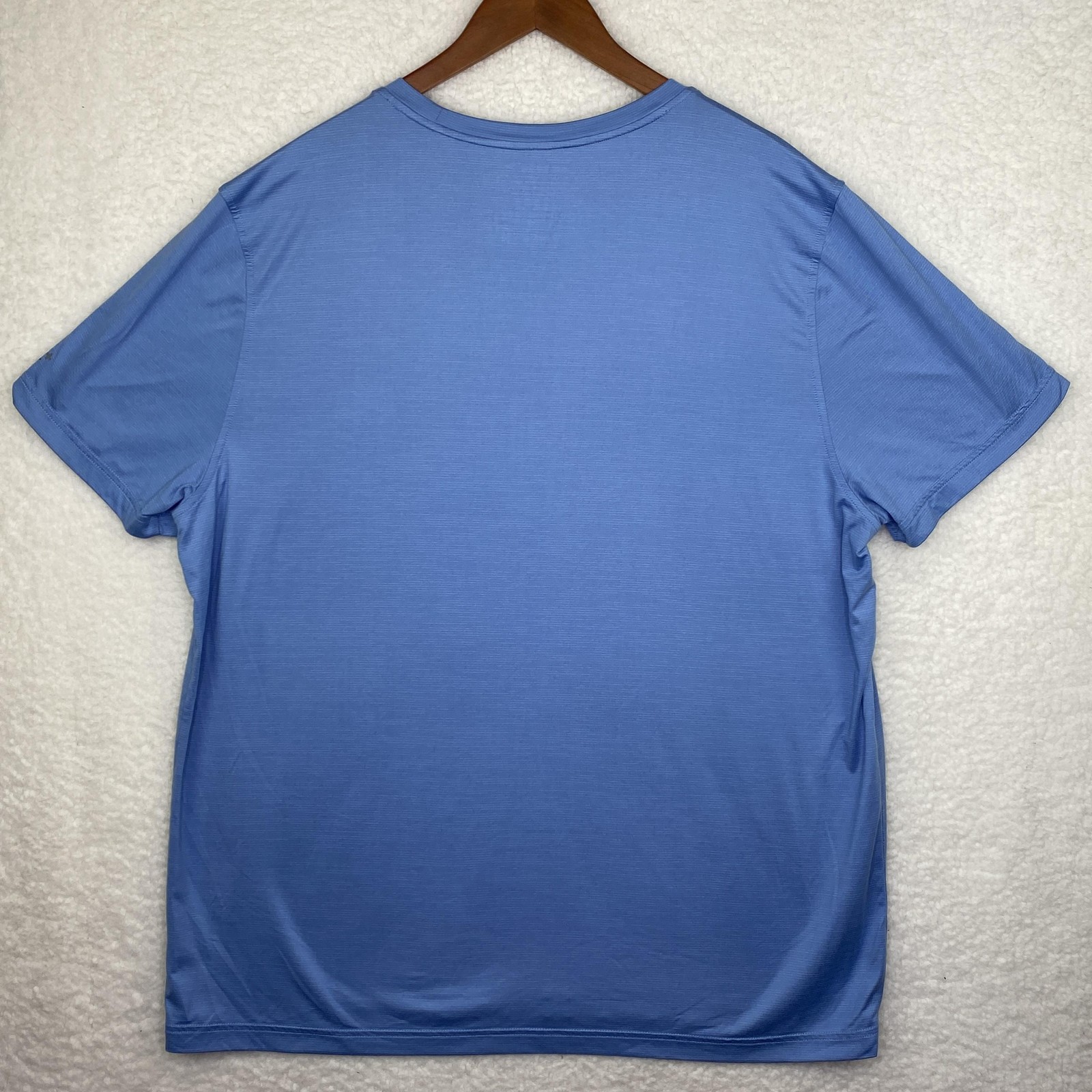 Speedo Shirt Mens 2XL Blue Tagless UV Protection Crew Neck Polyester Spandex