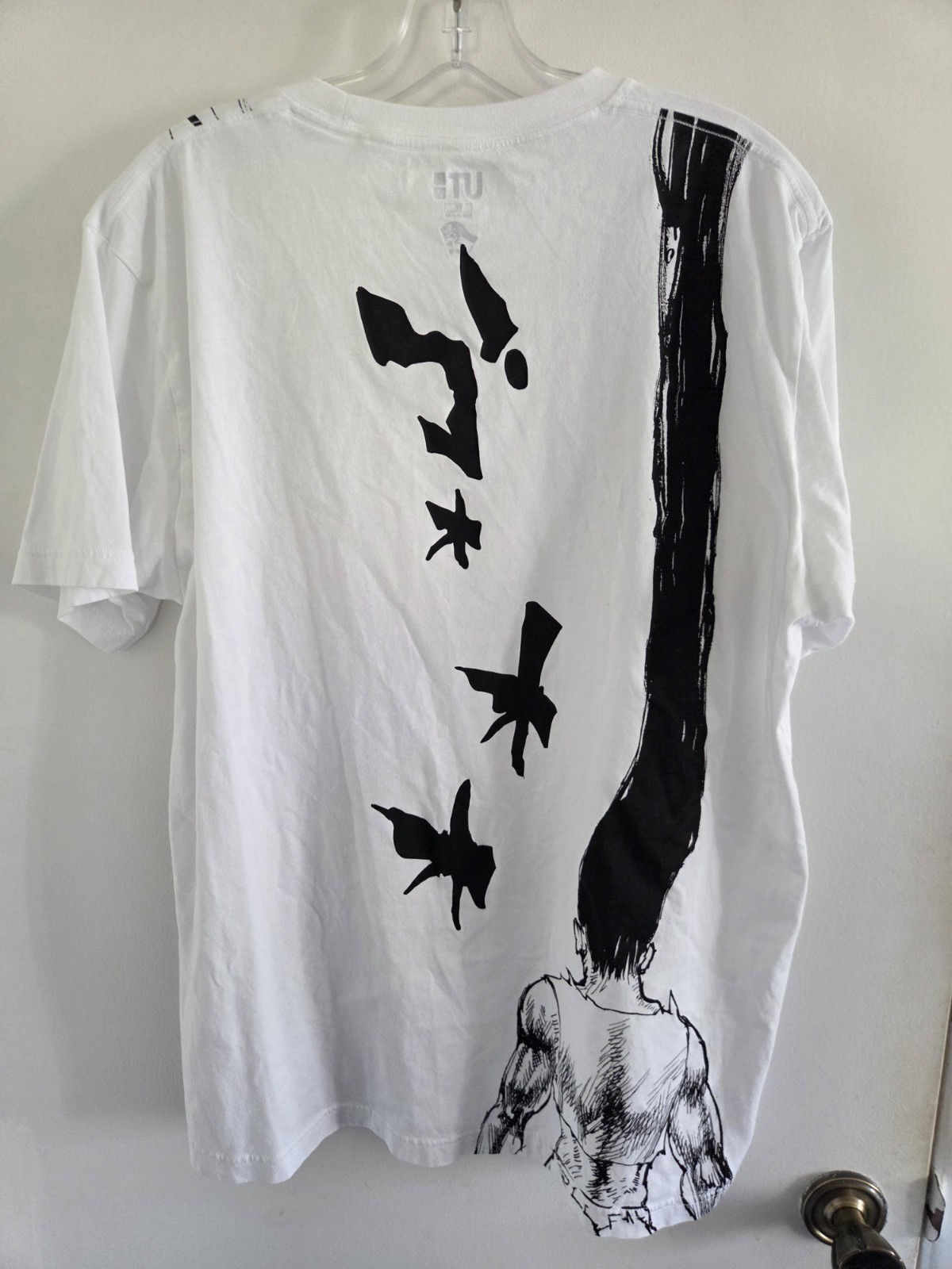 HUNTER×HUNTER UNIQLO T-Shirt UT 50 year anniversary collaboration Size XL Rare!!