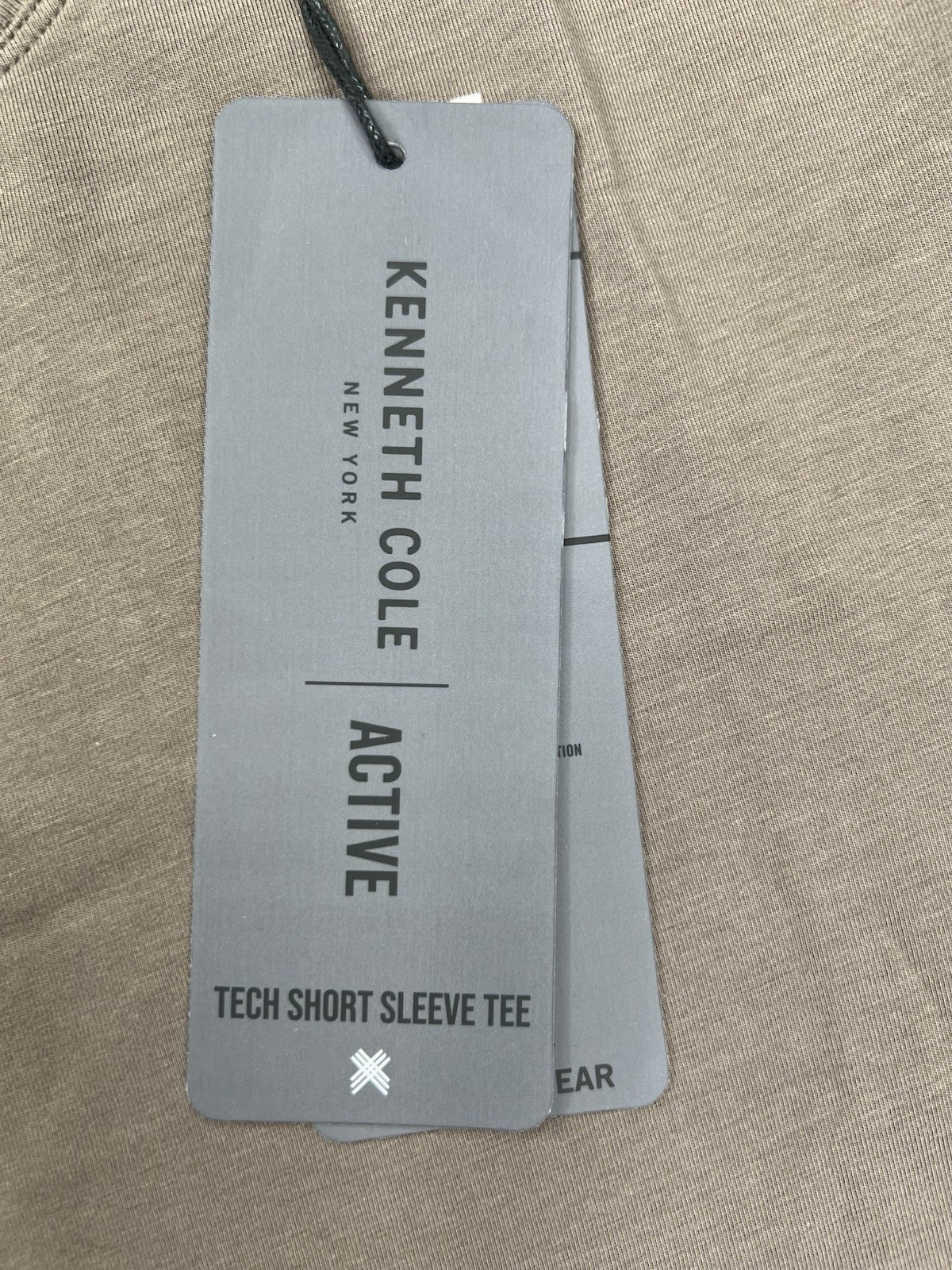Kenneth Cole Active Tech Crew Neck Short Sleeve T-Shirt UPF 50+ Cocoa Dust Sz L