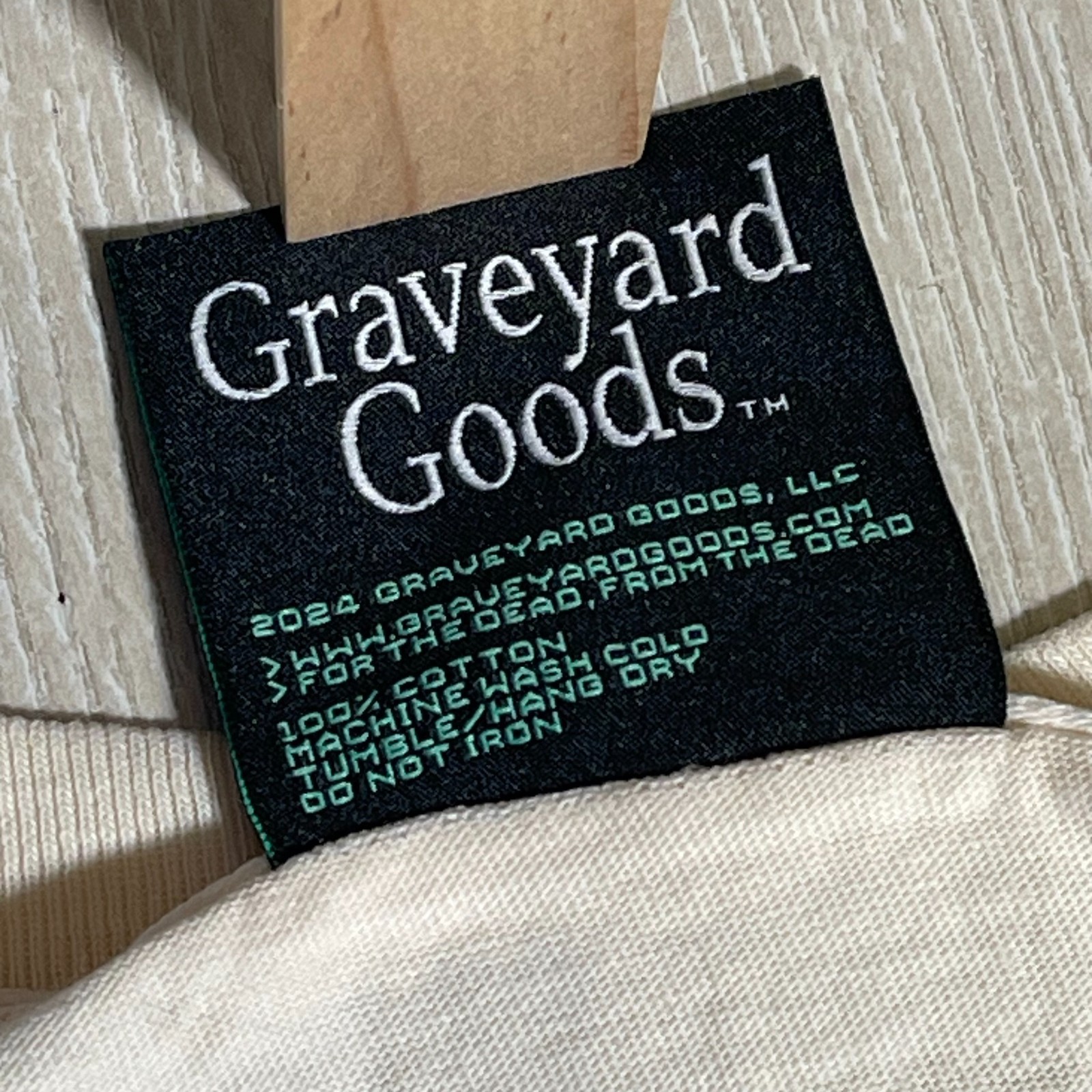 XL Graveyard Goods The Shining Here’s Johnny Horror Short Sleeve Tan T-shirt OOP