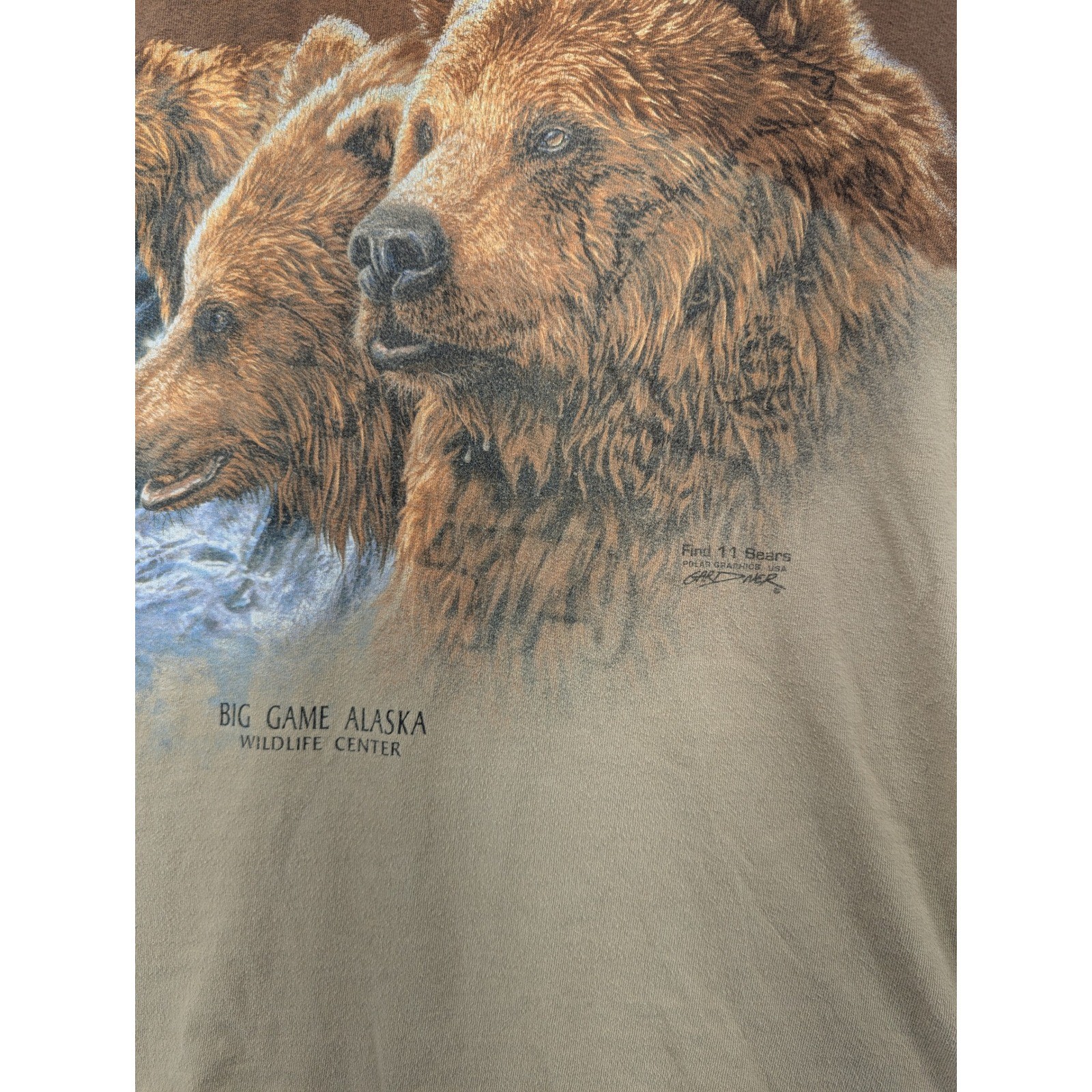 Polar Graphics USA Big Game Alaska Wildlife Center Find 11 Bears T-Shirt Mens L
