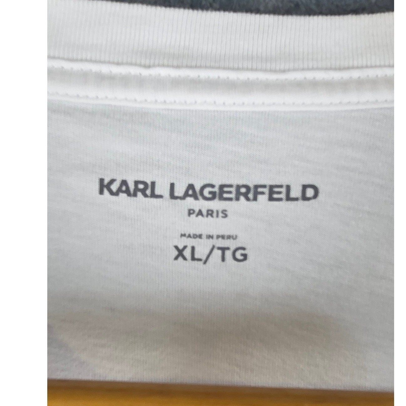 Karl Lagerfeld Paris Mens White Knight Graphic T-Shirt XL Short Sleeve Cotton