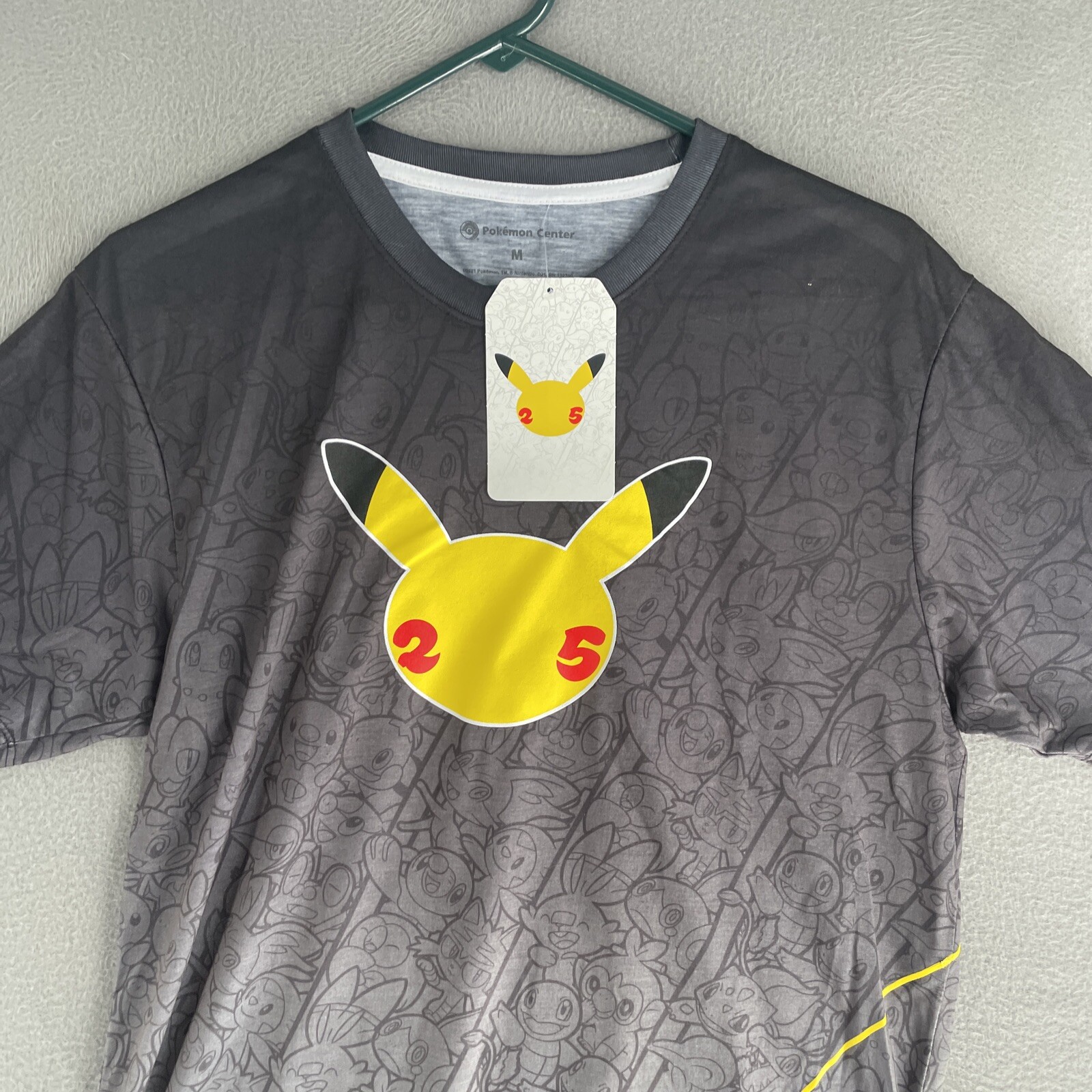 Pokémon Pikachu 25 Anniversary Shirt Mens Medium Short Sleeve RARE NWT Gray
