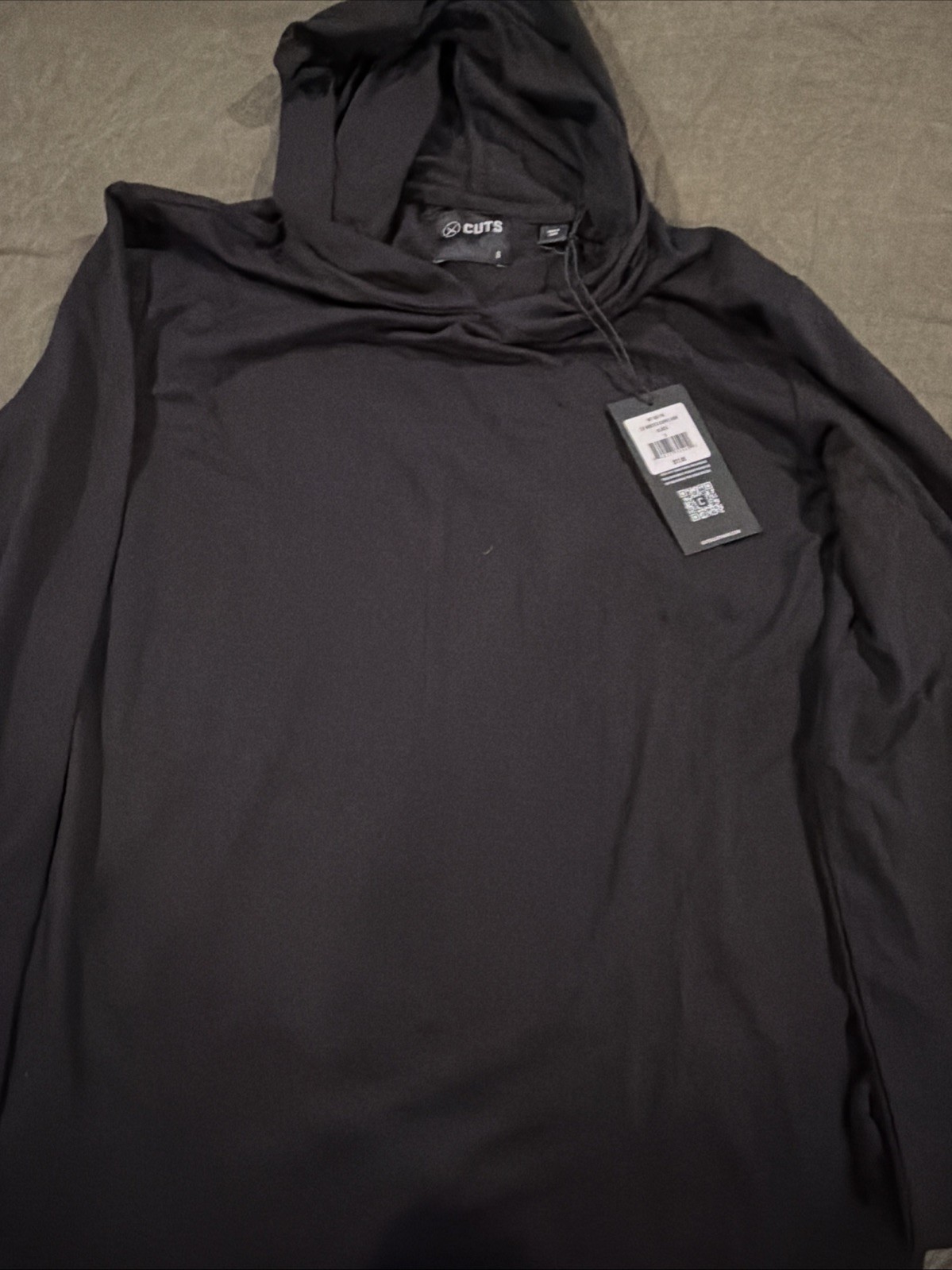 NWT Cuts AO Men’s Small Long Sleeve Hooded Curve-Hem Black Shirt- $72 Retail!