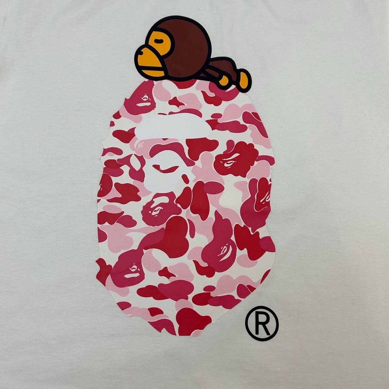 A Bathing Ape BAPE Baby Milo Camo Ape Head Graphic Logo Tee White M